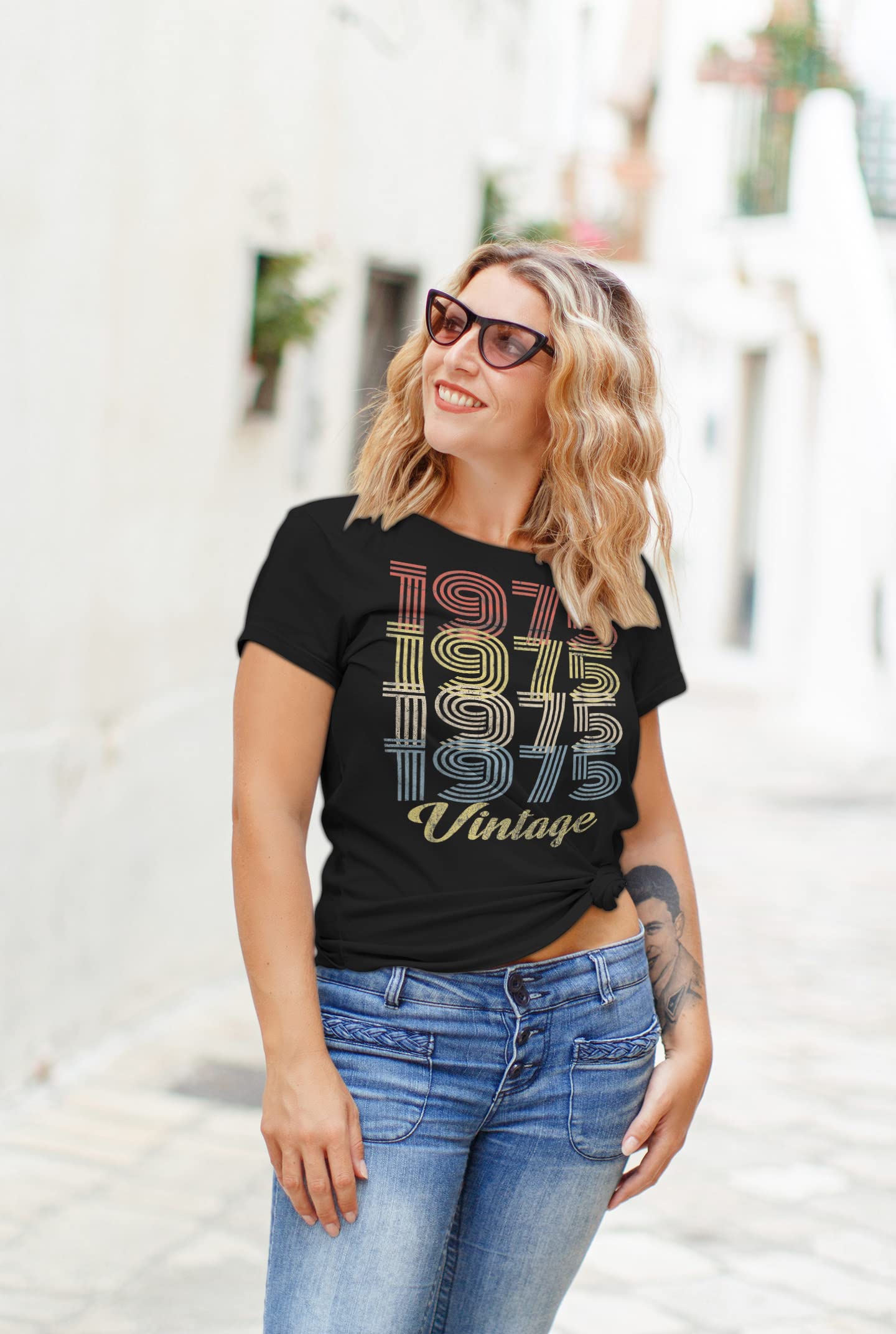 1975 Vintage Retro 50th Birthday T-Shirt for Women - Perfect 50th Birthday Gift Idea - Great for Parties, Celebrations & Milestone Events