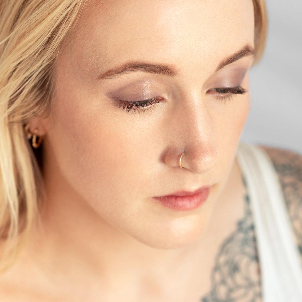 Organic Jojoba Eye Pencil - Natural & Hypoallergenic Eyeliner for Sensitive Eyes - Perfect for Daily Makeup & Special Occasions
