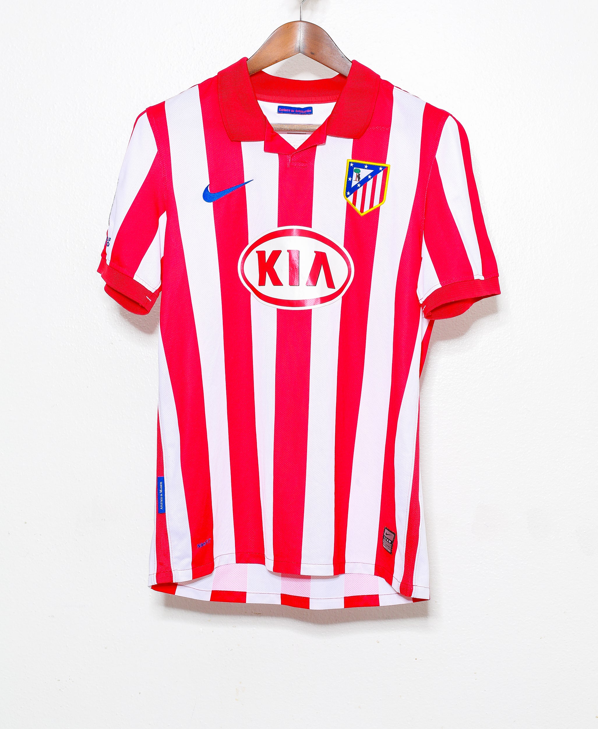 2009 Atletico Madrid Home Jersey #10 Kun Aguero - Authentic Soccer Shirt for Men - Perfect for Match Days & Fan Collections