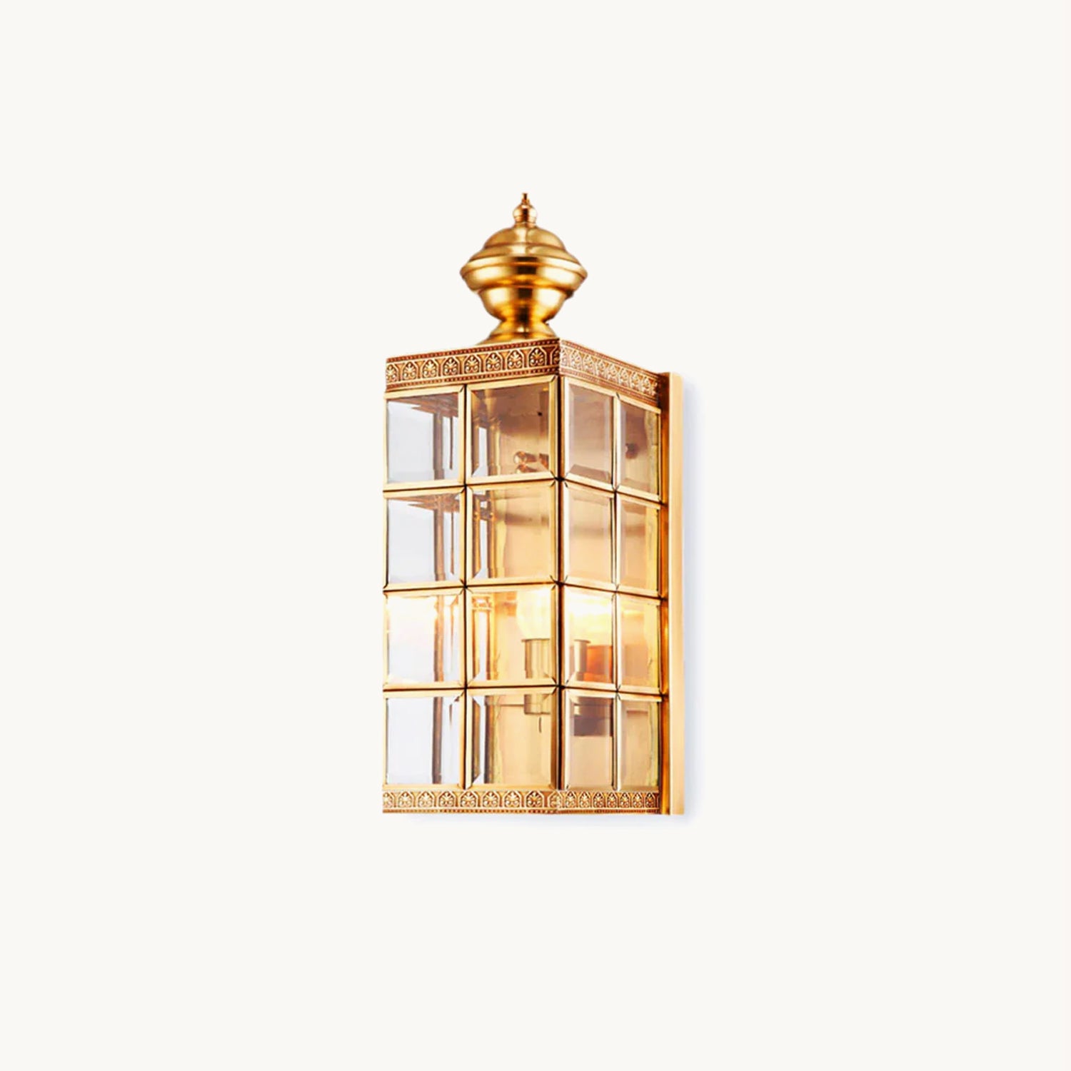 Brass Minimalist Outdoor Wall Light - Modern Exterior Sconce for Porch, Garden, and Patio Lighting - Weather-Resistant & Energy-Efficient