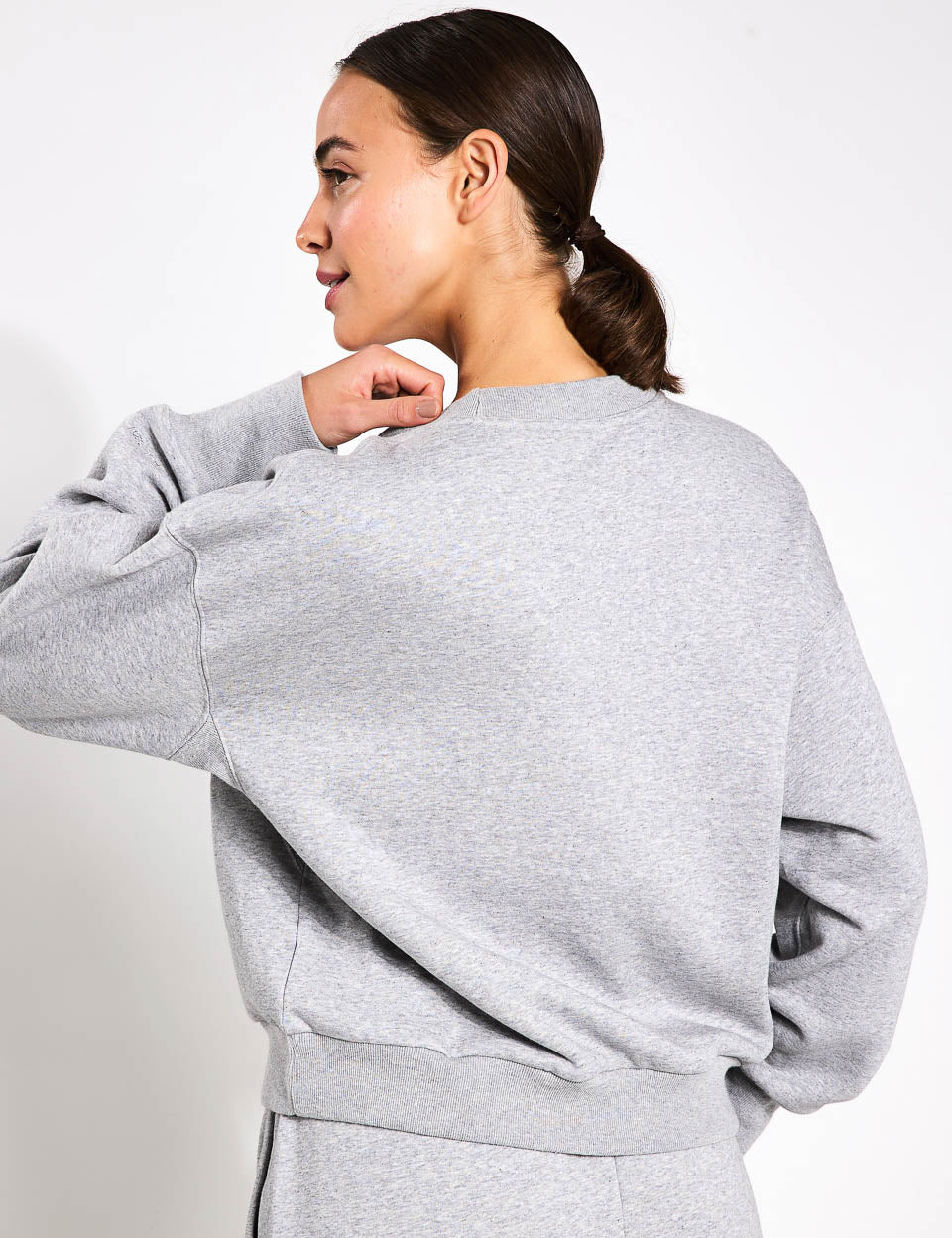ALL SZN Fleece Loose Sweatshirt for Women - Medium Grey Heather - Cozy Oversized Pullover for Casual Wear, Lounge & Outdoor Activities