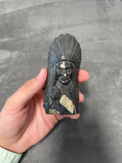 Natural Colombian Emerald Rough Crystal Sculpture - Handcrafted Indian Gemstone Art for Home Decor, Meditation & Healing