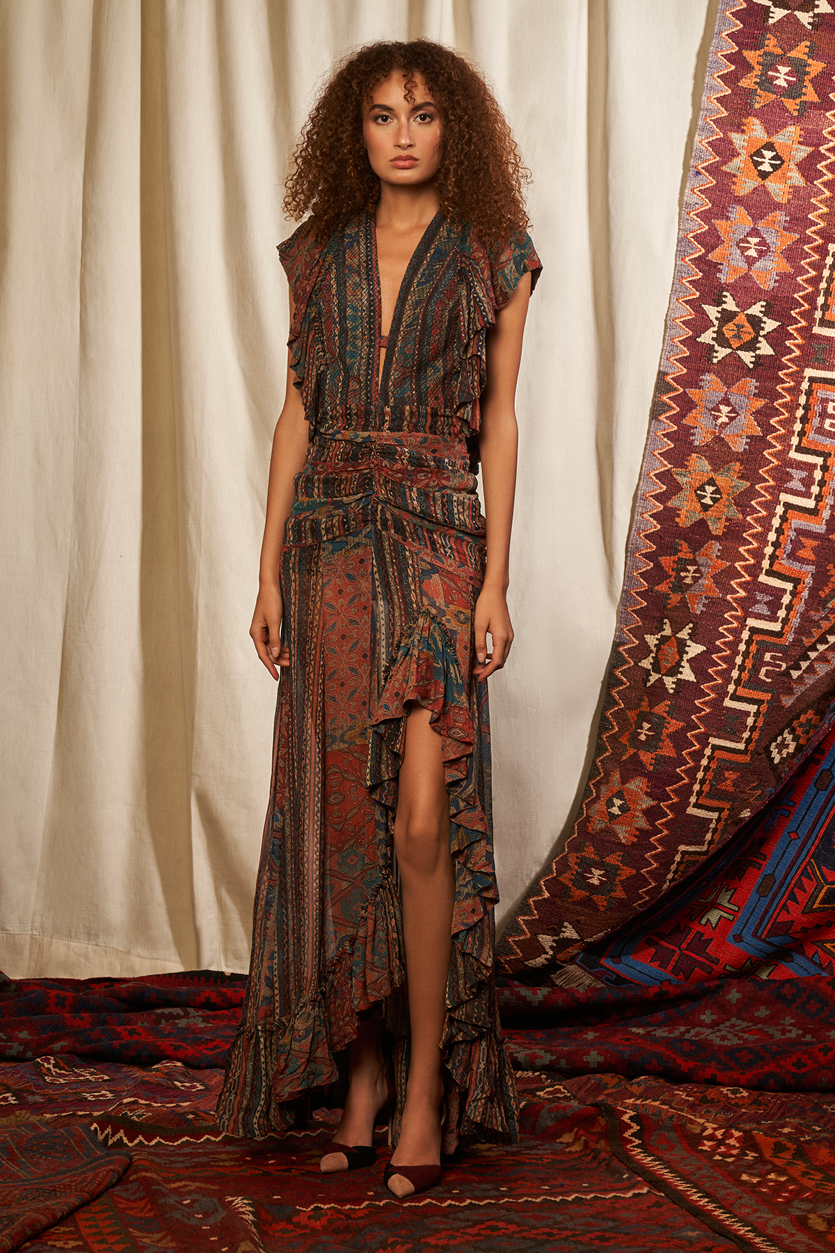 Stylish Carpet Print Ruffle Dress for Women - Floral Bohemian Maxi Dress - Perfect for Summer Parties, Beach Vacations & Date Nights