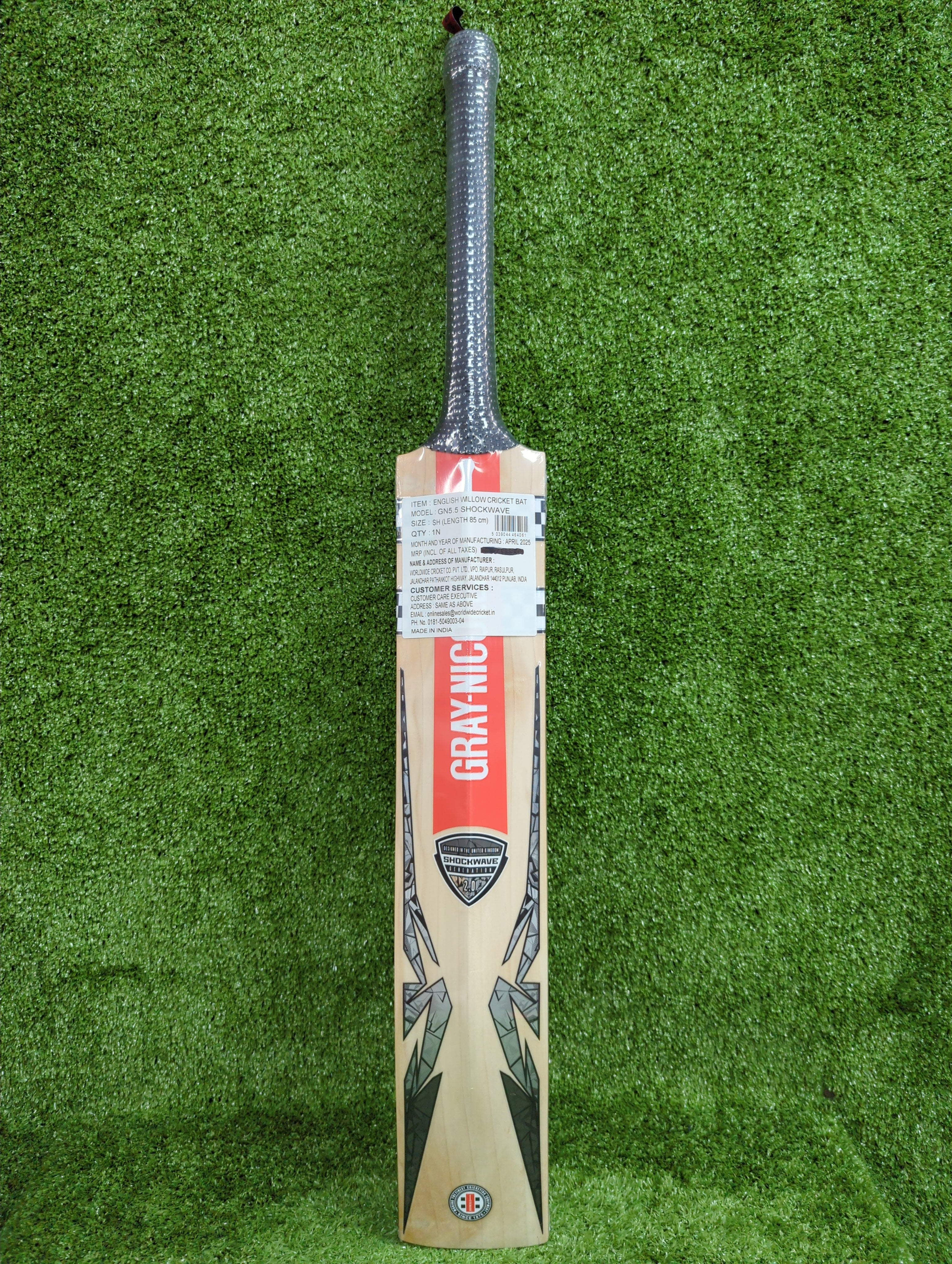 Gray Nicolls Shockwave 5.5 English Willow Cricket Bat - Premium Performance for Professional & Club Players - Perfect for Matches, Training & Competitive Play