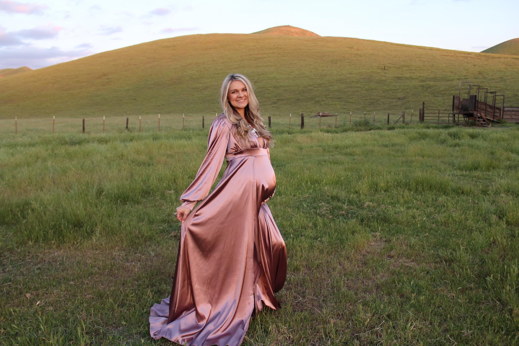 Elegant Long Sleeve Maternity Maxi Dress with Side Splits - Perfect for Baby Shower, Maternity Photo Shoot & Pregnancy Photography Sessions - Comfortable & Stylish Pregnancy Gown for Special Occasions