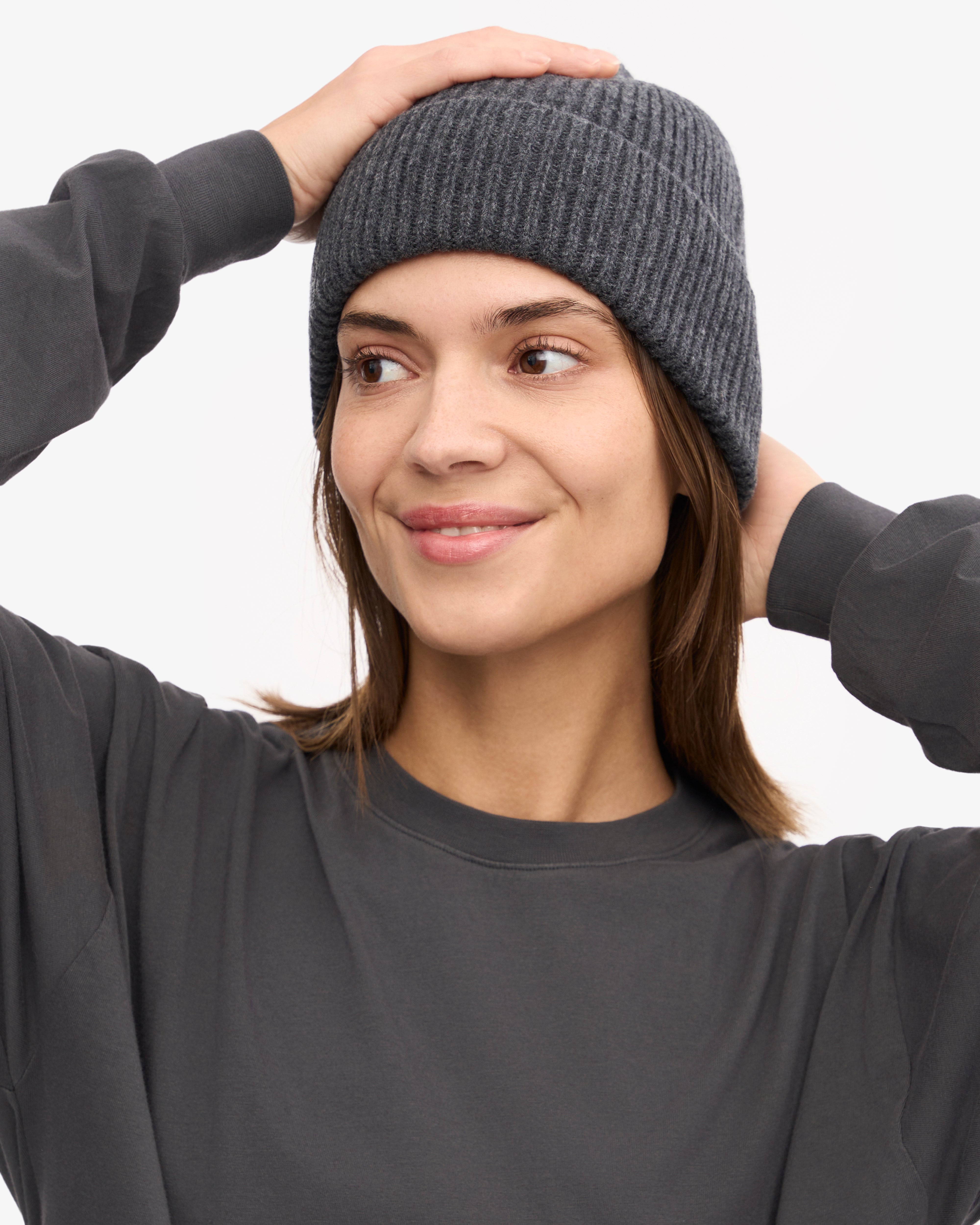 Premium Merino Wool Beanie for Men & Women - Soft & Warm Winter Hat in Lava Grey - Perfect for Skiing, Hiking & Outdoor Activities