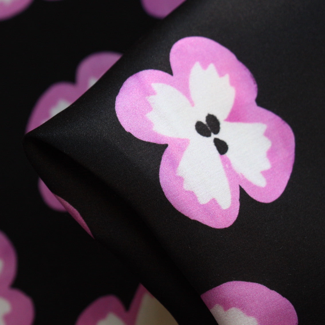 Pink Clover Flower - Fresh & Vibrant Floral Decor for Home, Wedding, and Special Events