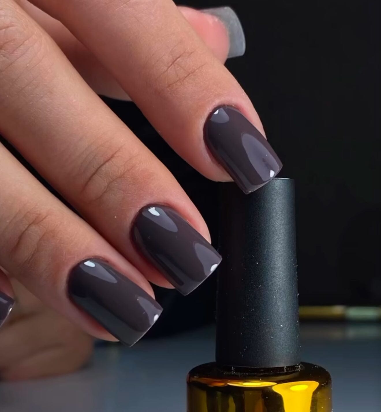 F.O.X Spectrum 122 Nail Polish - 14ml Bottle for Professional Salon & Home Manicure - Long Lasting Gel Polish for Nails - Perfect for Parties, Weddings & Special Occasions