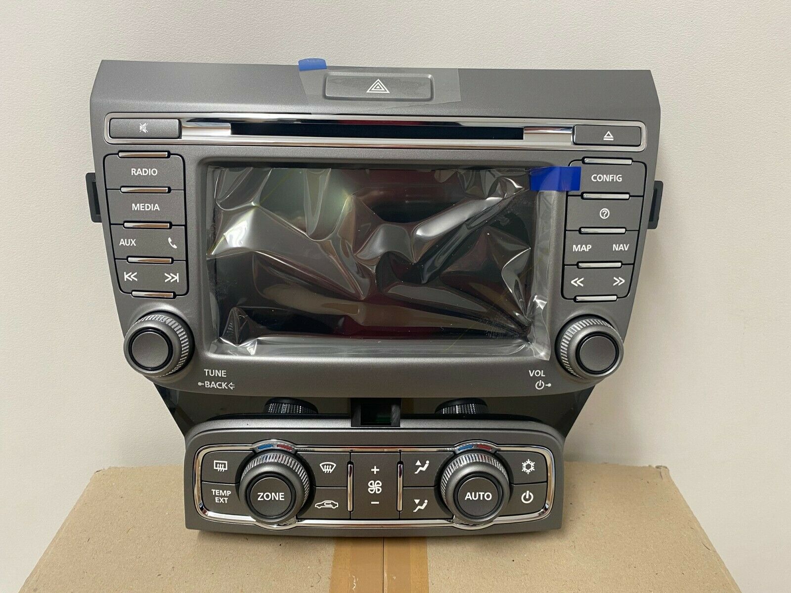 Holden Genuine WM 2012 Statesman & Caprice Dash Control Unit - Replacement Part for Car Interior Upgrade | Perfect for DIY Auto Repair & Vehicle Maintenance