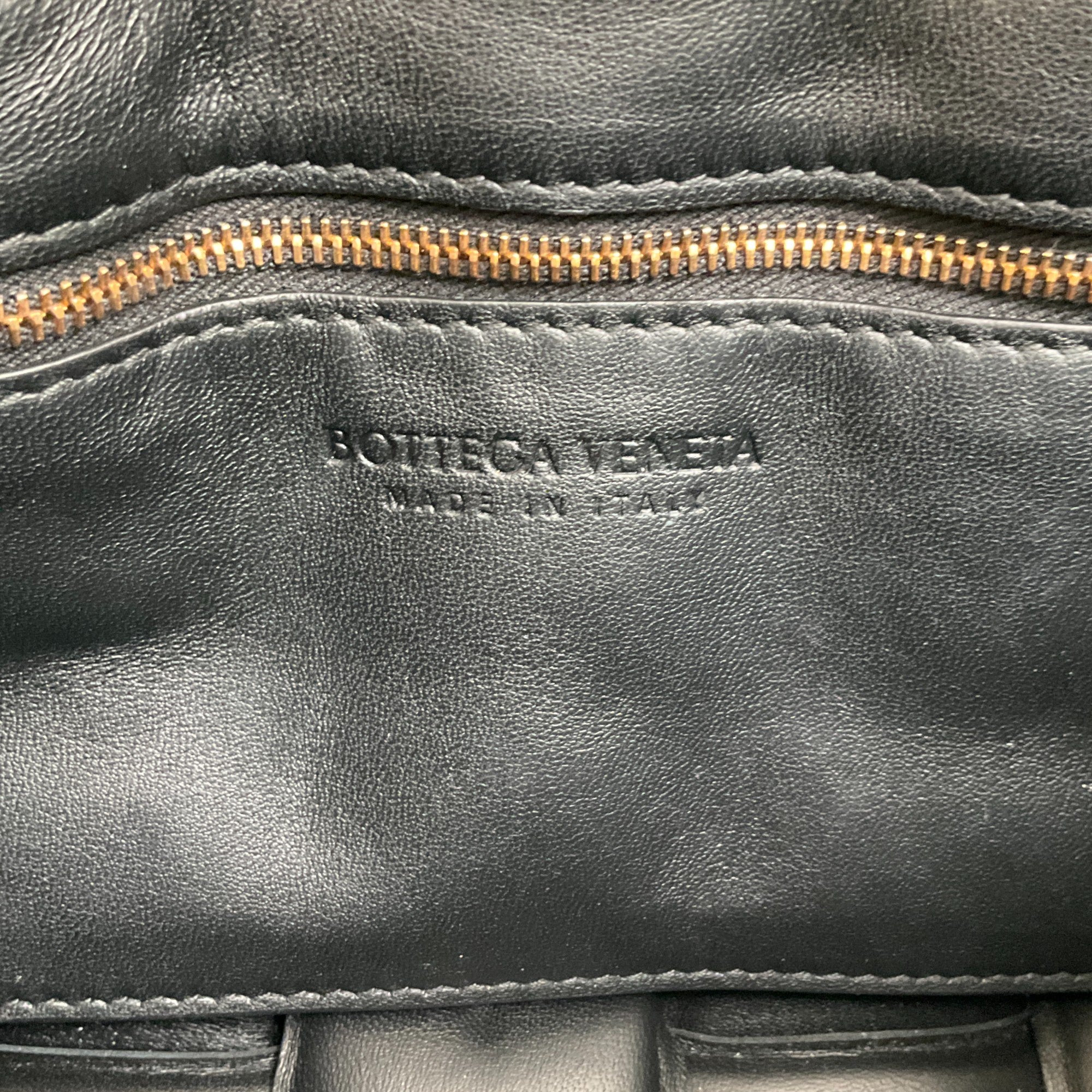 Bottega Veneta Black Intrecciato Padded Leather Medium Cassette Shoulder Bag for Women | Luxury Designer Crossbody Purse | Perfect for Work, Travel & Evening Events