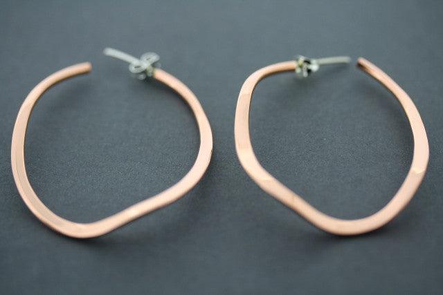 Stylish Copper Twisted Oval Hoop Stud Earrings for Women - Trendy Boho Jewelry for Everyday Wear & Special Occasions