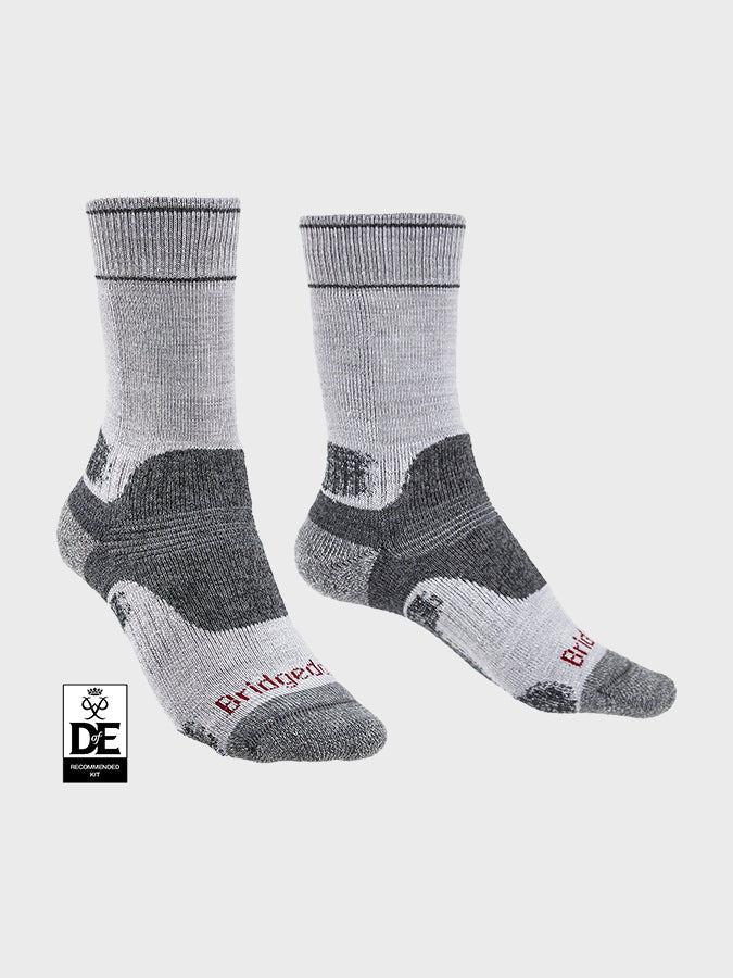 Bridgedale Women's Midweight Hiking Socks - Moisture-Wicking & Cushioned for Performance - Perfect for Trail Hiking, Backpacking & Outdoor Adventures