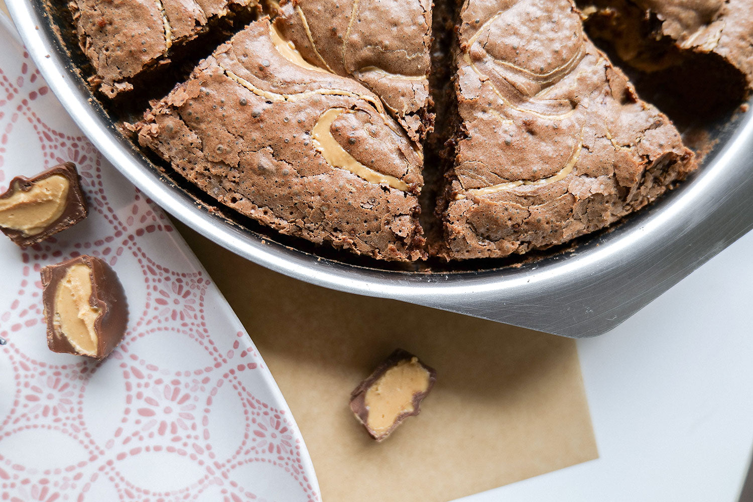9-Cavity Round Brownie Baking Pan - Non-Stick Carbon Steel for Perfect Brownies, Cakes & Desserts - Ideal for Home Baking, Parties & Gifts