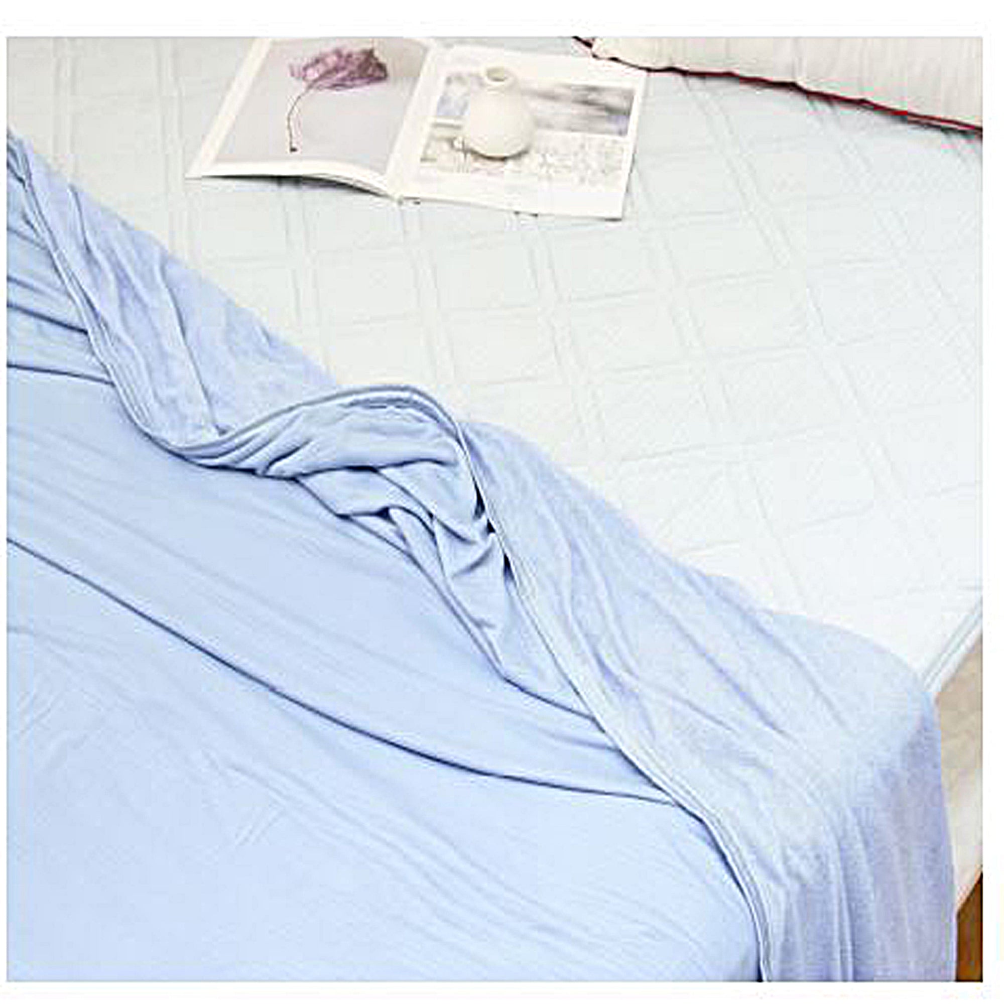 Dr Pillow Japanese Cooling Blanket - Lightweight & Breathable for Hot Sleepers - Perfect for Summer Nights, Travel & Air Conditioning Comfort