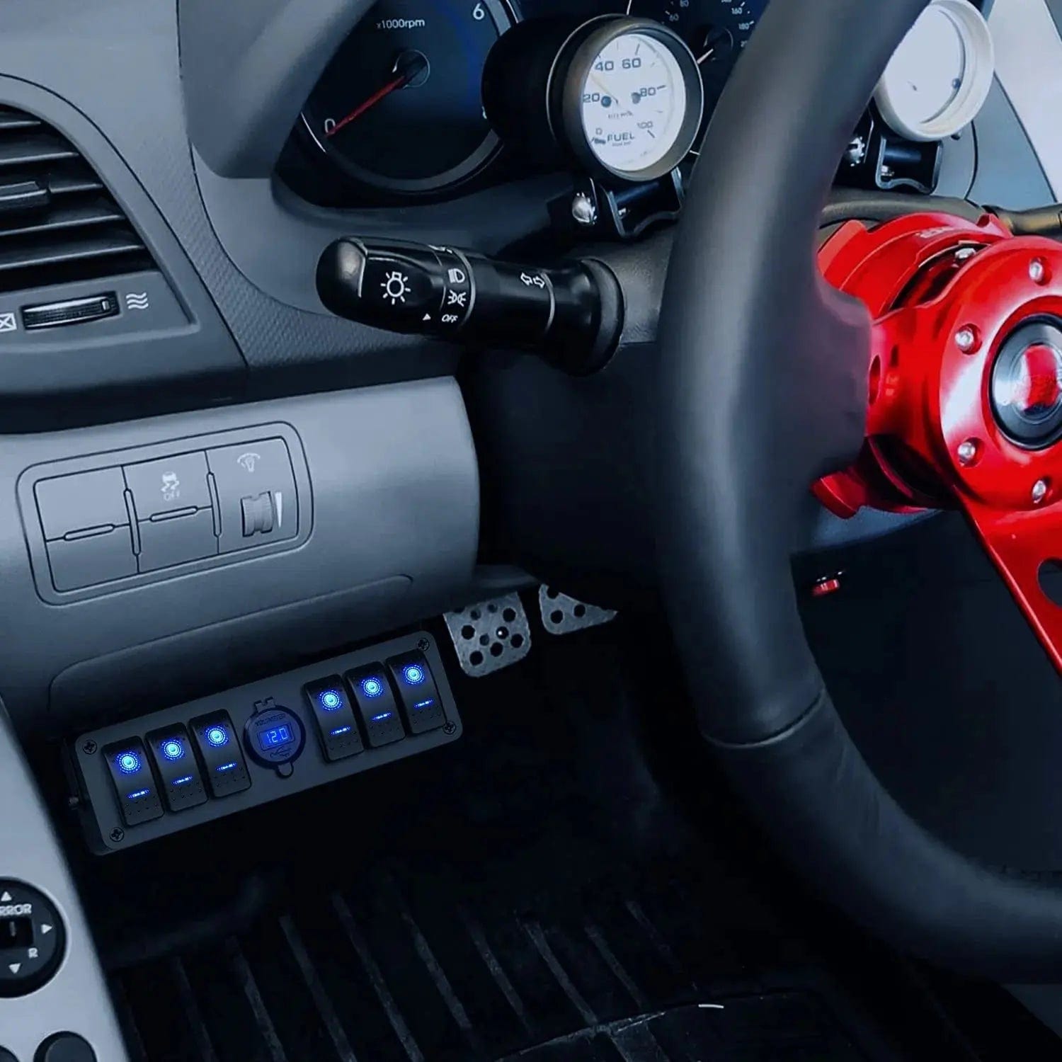 6 Gang Aluminum Rocker Switch Panel with QC 3.0 Dual USB Charger & Voltmeter - Perfect for Marine, RV, Truck, and Boat Electrical Systems