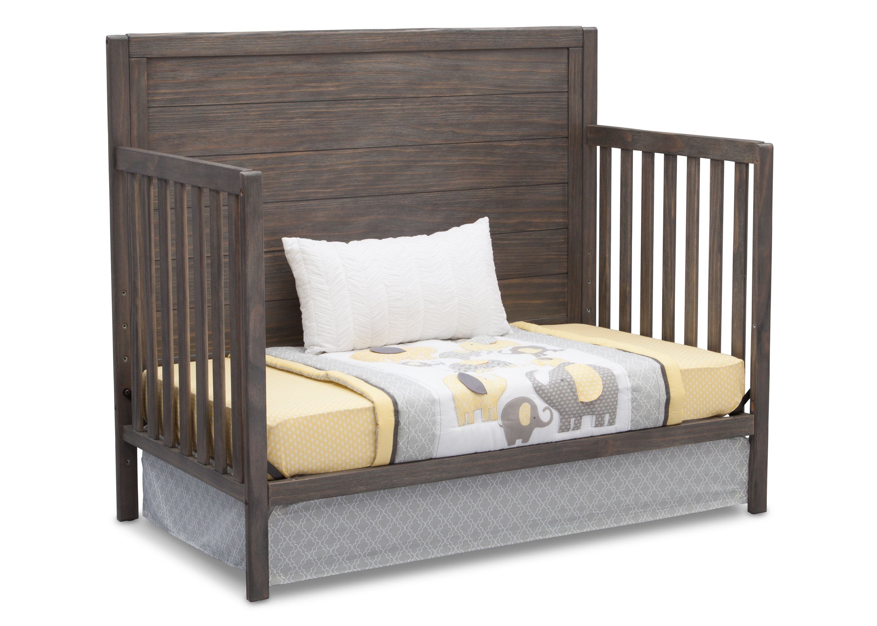 Cambridge 4-in-1 Convertible Baby Crib - White Nursery Furniture for Newborn to Toddler Bed | Perfect for Modern Nursery, Bedroom & Daycare Use