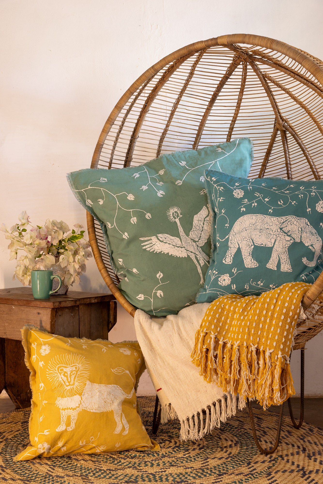 Premium Malachite Green Crane Pattern Cushion Cover - Soft & Stylish Home Decor for Living Room, Bedroom, or Office