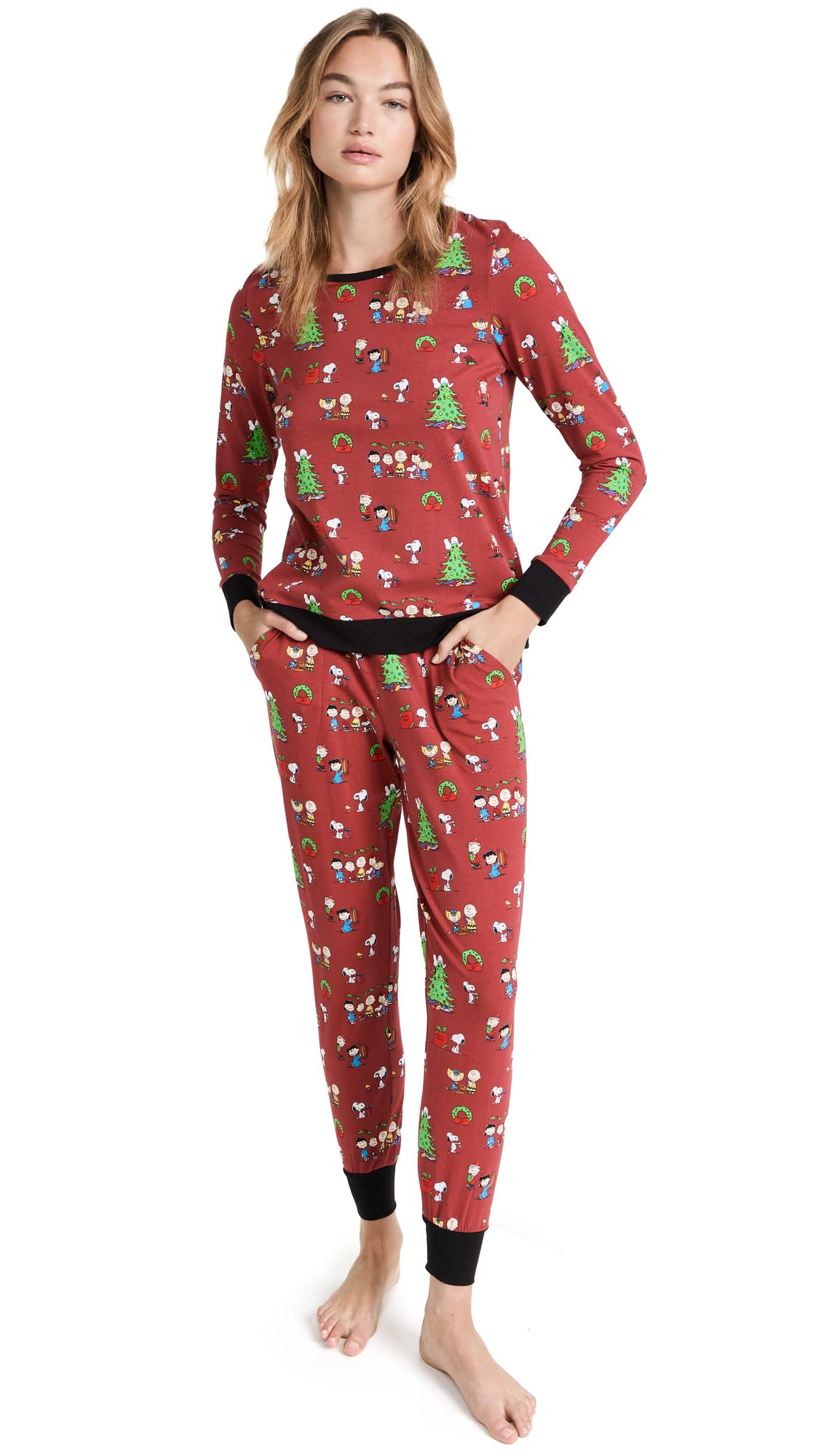 BedHead Pajamas Women's Long Sleeve Crew Neck Pullover & Joggers Pajama Set - Peanuts Holiday Themed Print in Red Size M | Cozy Christmas Sleepwear for Women, Perfect for Holiday Parties & Winter Nights