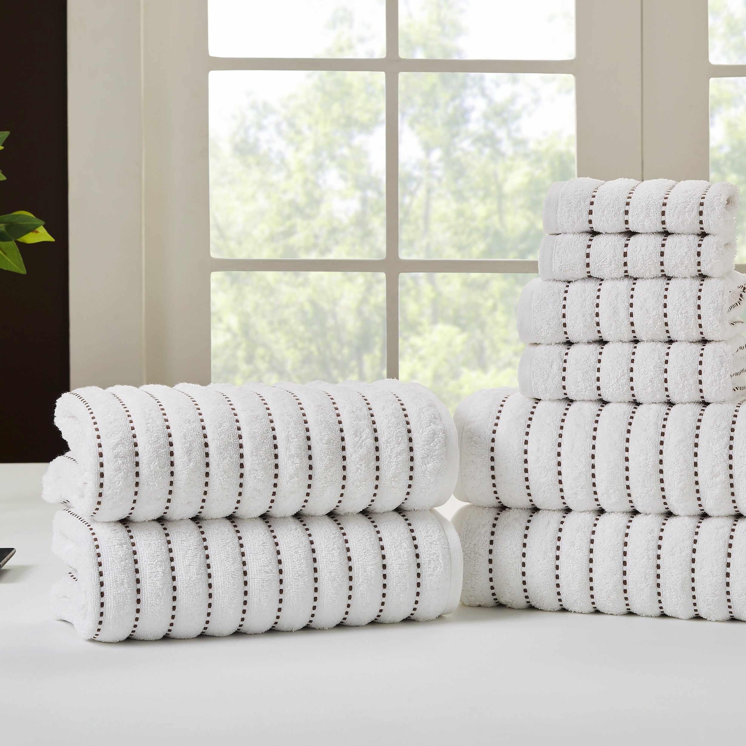 Premium Organic Cotton 8-Piece Bath Towel Set - 650 GSM Ultra Soft & Absorbent for Spa, Gym, and Luxury Bathroom Use
