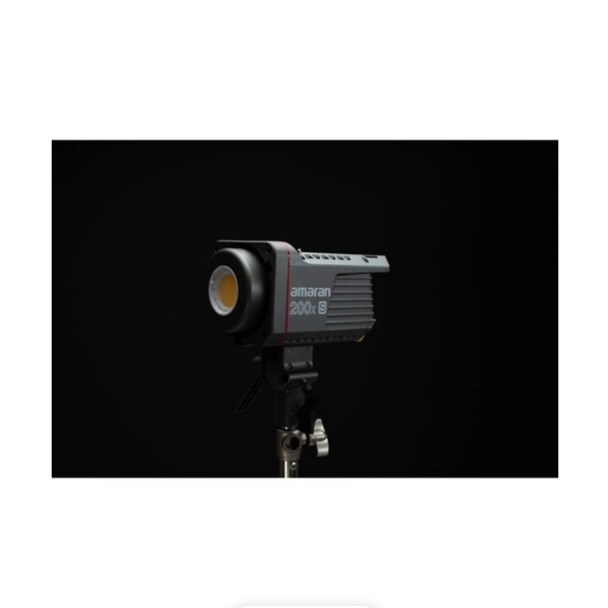 Amaran COB 60D S Daylight LED Monolight - Professional Studio Lighting for Photography & Videography - Perfect for Portraits, Product Shoots, and YouTube Videos