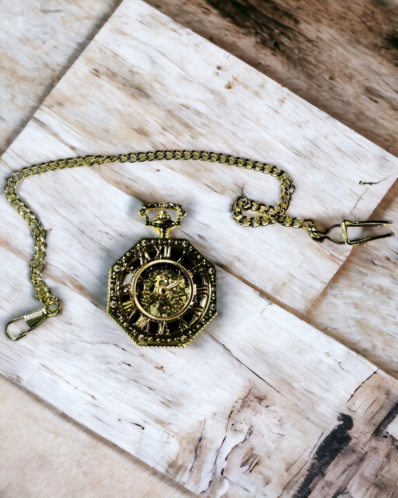 Steampunk Pocket Watch with Visible Mechanism - Vintage Classic Elegant Design for Men & Women | Perfect for Cosplay, Gifts, and Collectors