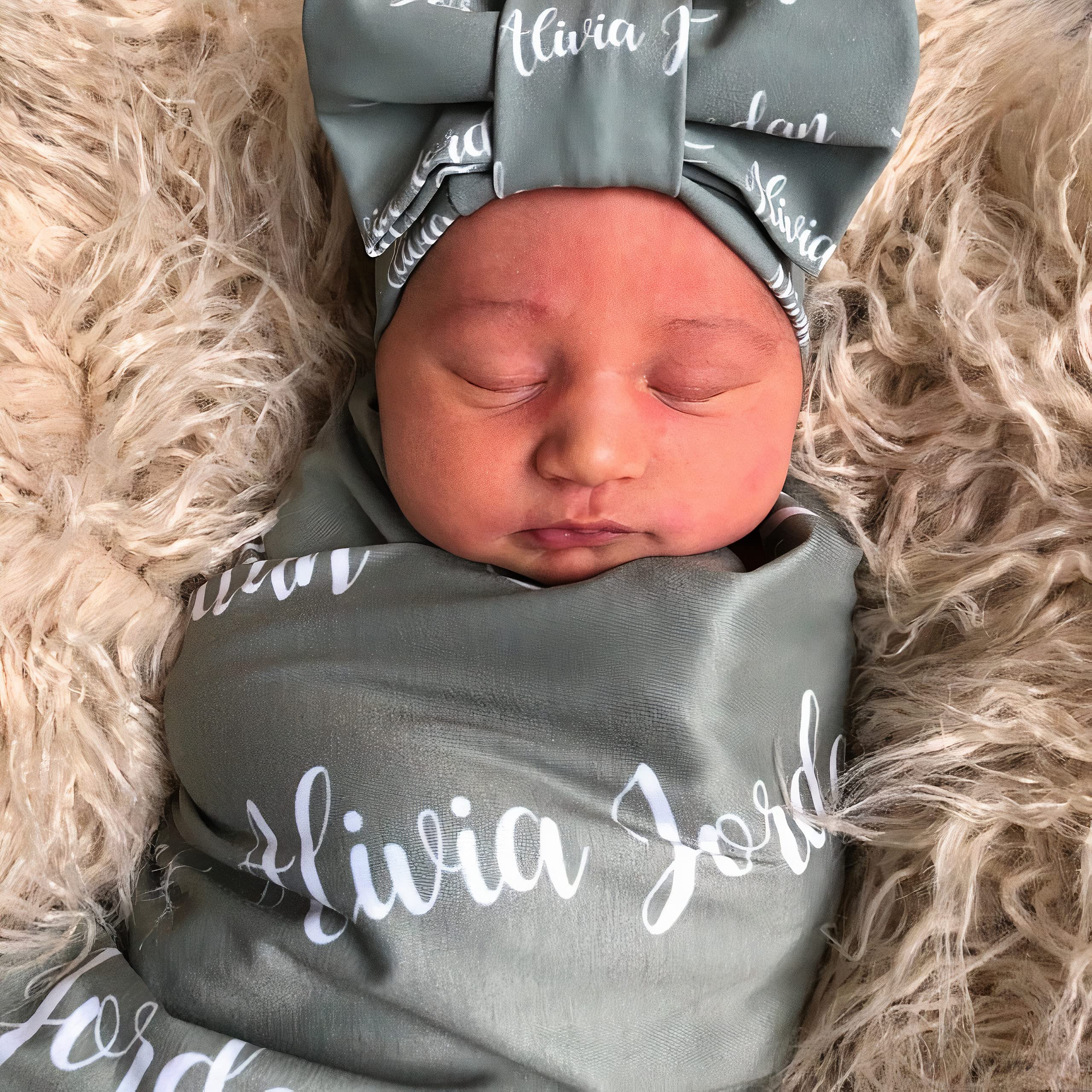 Personalized Baby Blanket with Name - Custom Monogrammed Gift for Newborn Boys & Girls - Soft Swaddle Blanket for Christmas, Birthdays & Special Occasions - Ideal for Nursery, Photo Shoots & Keepsake Gifts (MPDHG1754-MB Black)