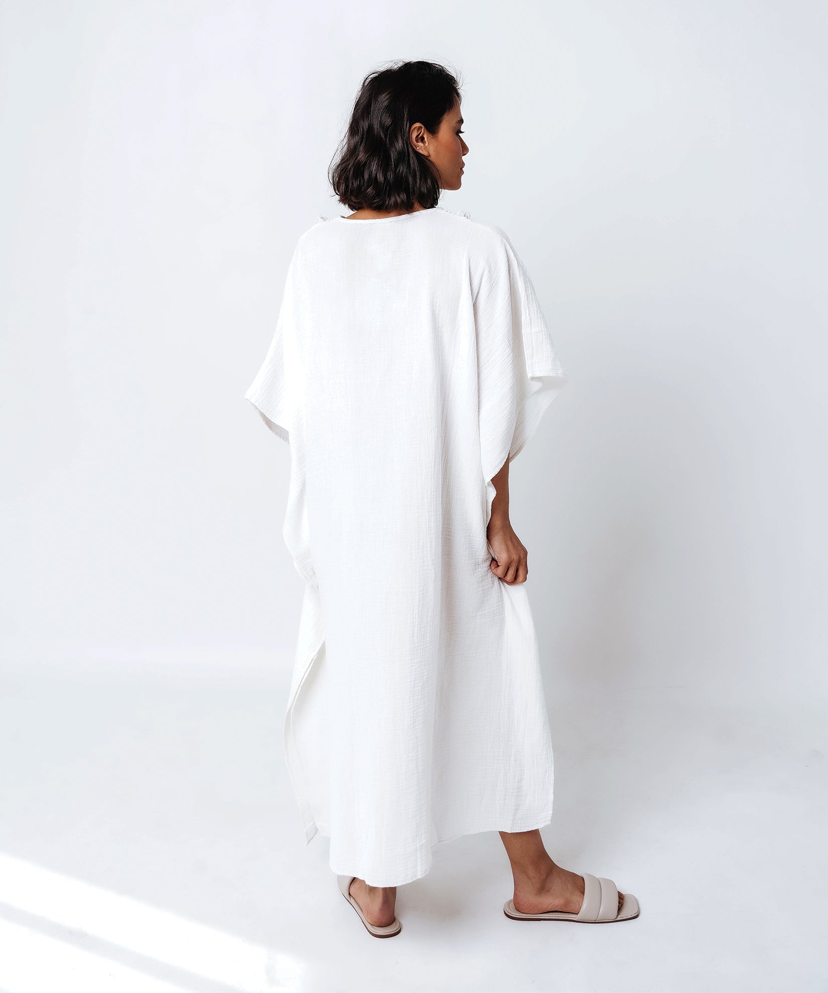 Breathable Double Gauze Maxi Caftan Dress with Delicate Lace Trim - Perfect for Beach Coverups, Summer Vacations & Boho Chic Outfits