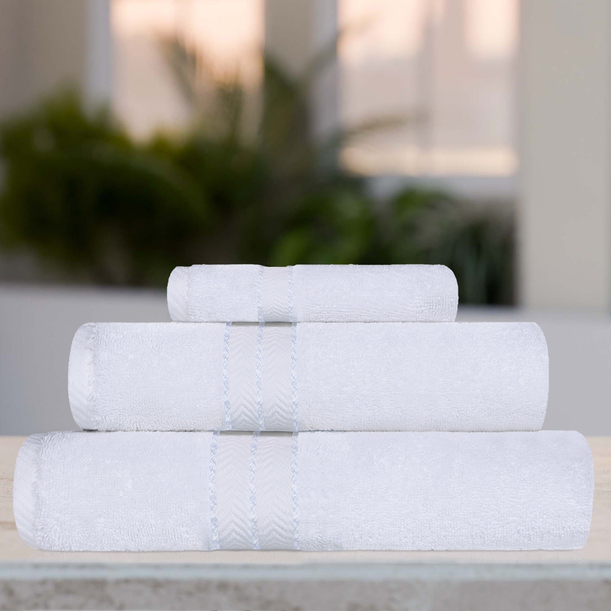 Premium Turkish Cotton Ultra Plush 3-Piece Bath Towel Set - Super Absorbent, Soft & Luxurious for Spa, Bathroom, and Beach Use