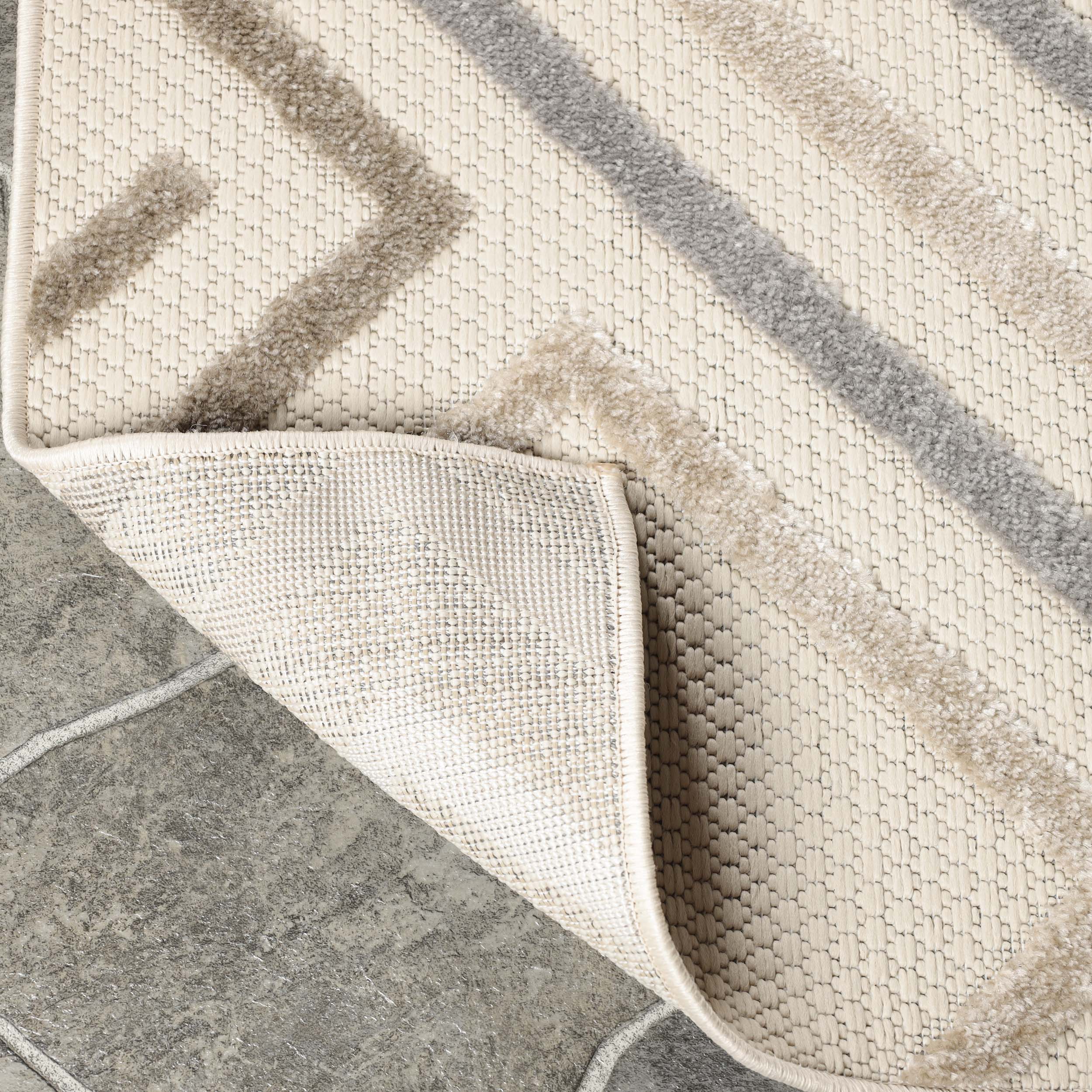 Stylish Geometric Modern Indoor Outdoor Area Rug - Perfect for Living Room, Patio, and Bedroom Decor