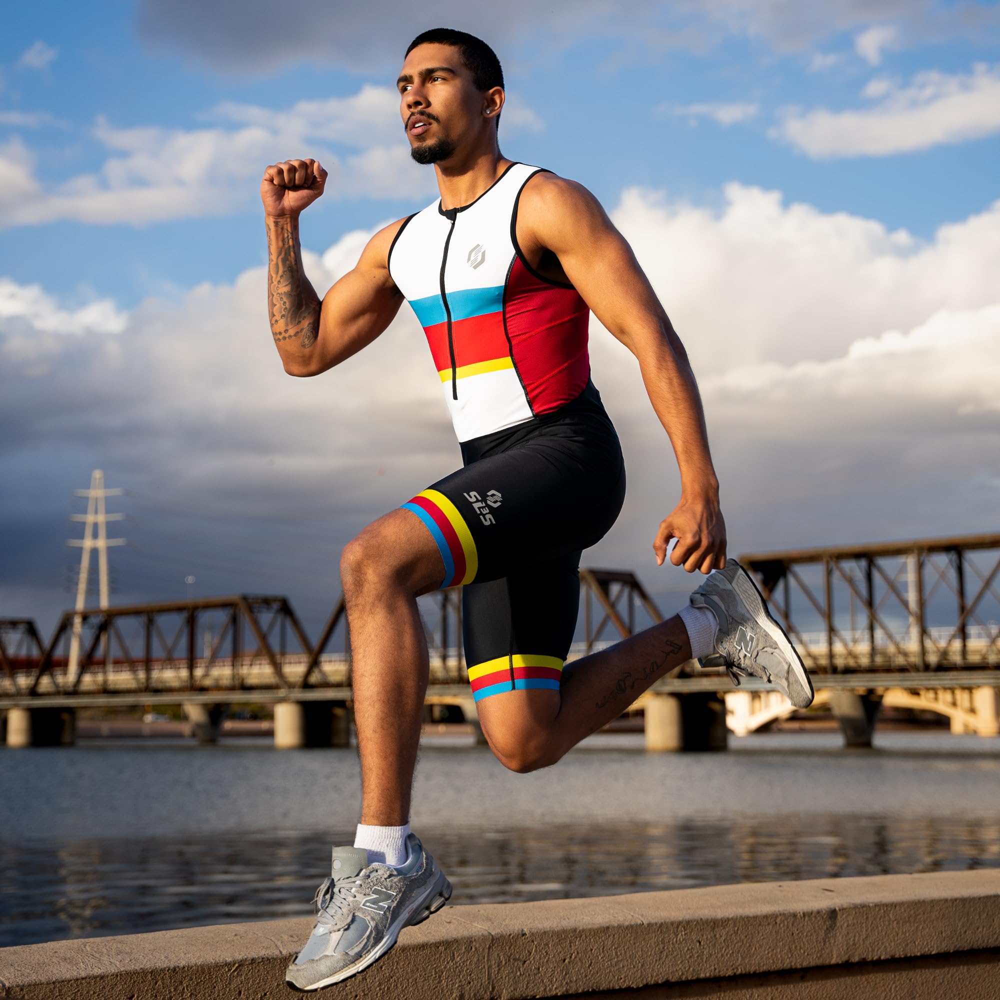 **Men's Triathlon Suit - Lightweight Sleeveless Trisuit with 2 Storage Pockets - Durable & Breathable for Swimming, Cycling & Running**