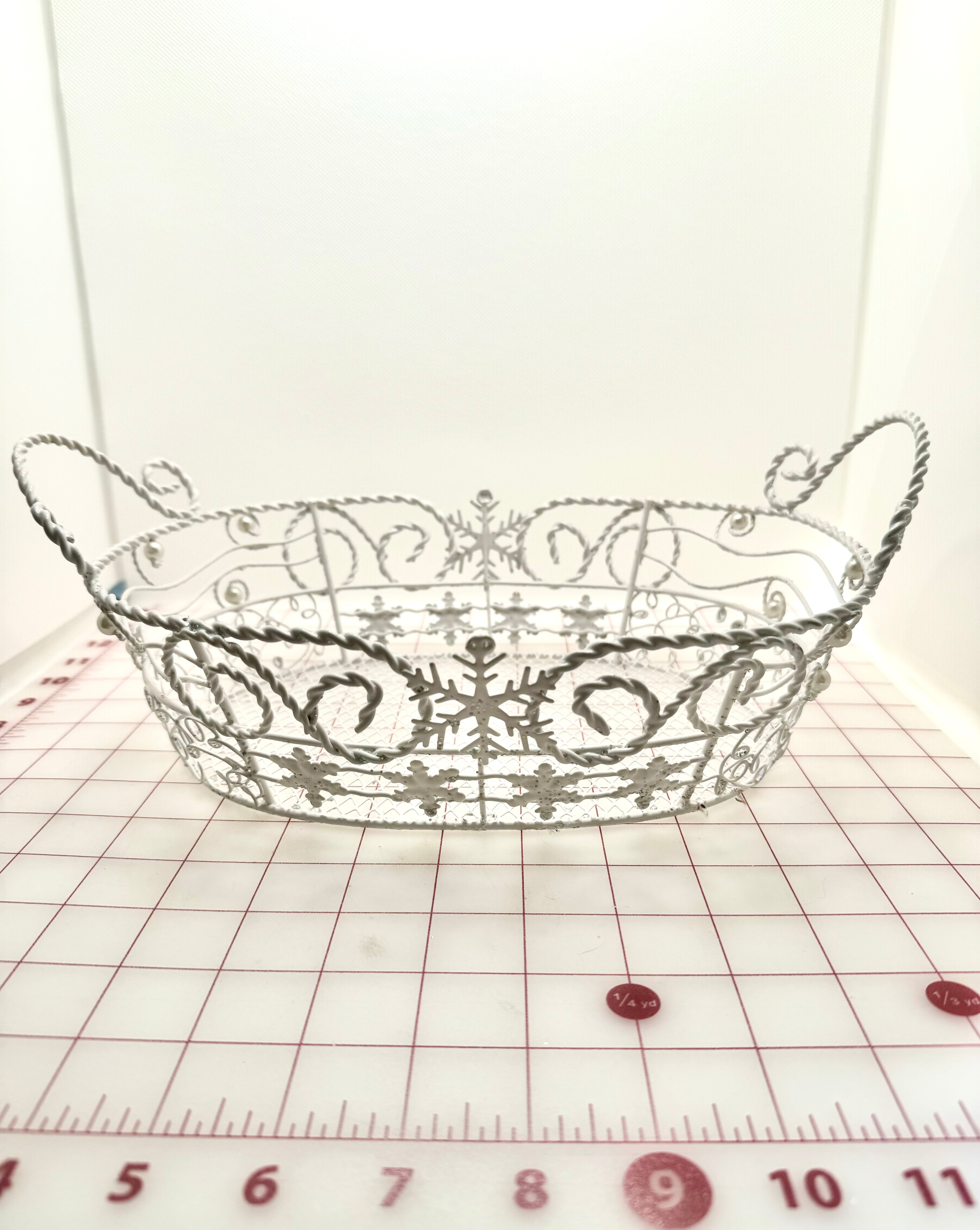 Elegant White Snowflake Design Basket - Limited Stock (Only 2 Left) - Perfect for Holiday Decor & Gift Wrapping