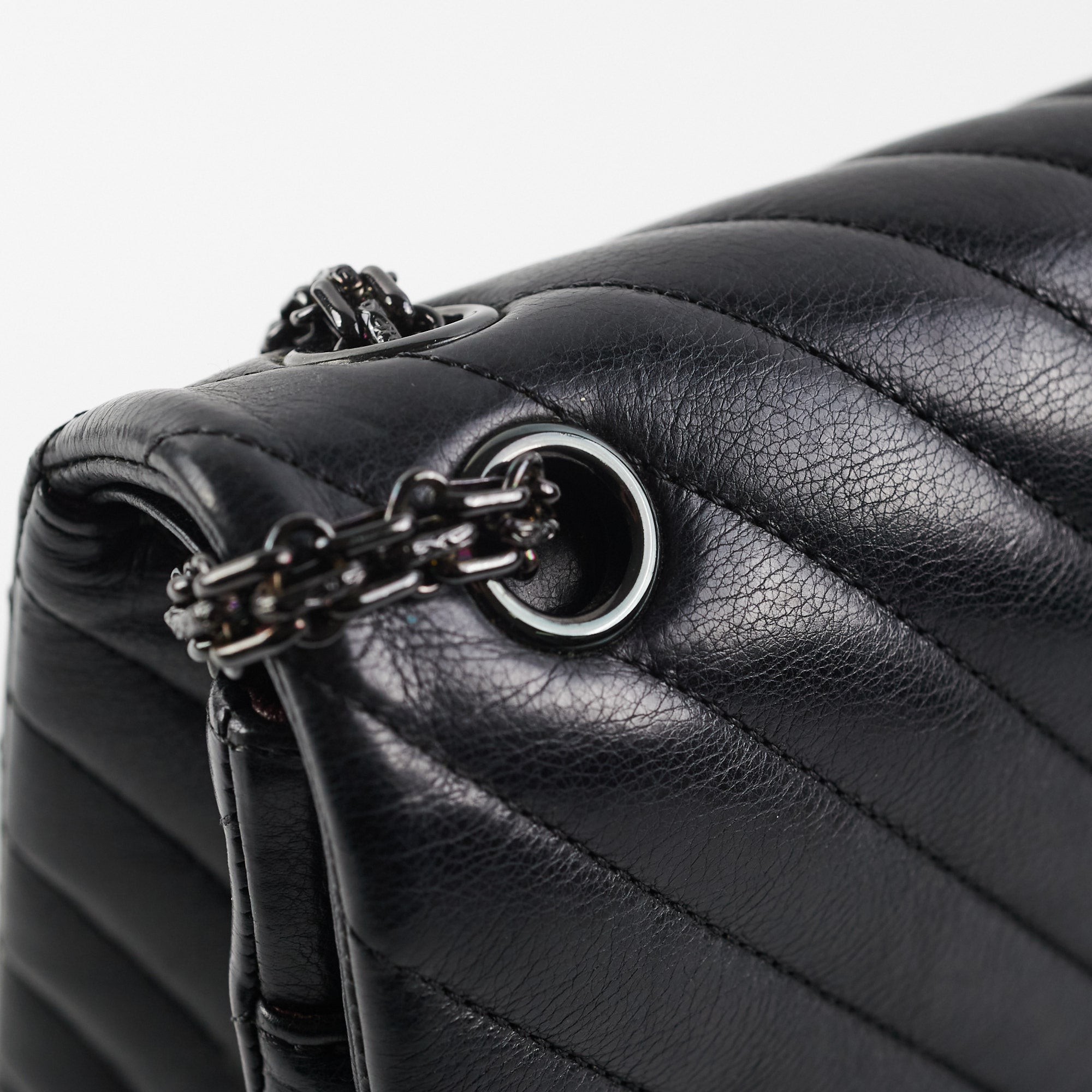 Chanel Reissue 226 Large Chevron Calfskin Leather Flap Bag - Luxury Designer Handbag for Women, Perfect for Evening Events & Special Occasions