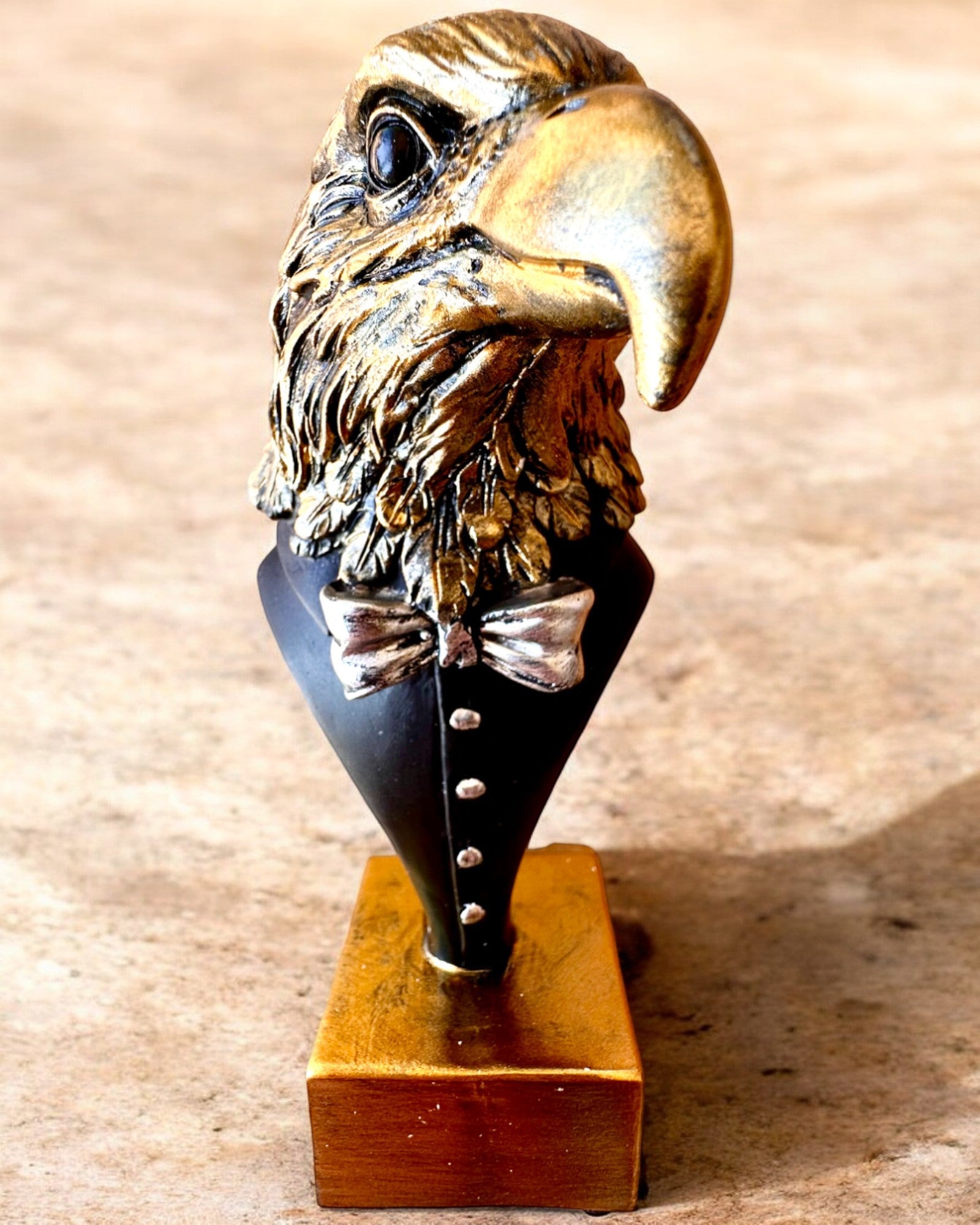 Eagle Head Buffalo Warden Figurine - Elegant Tailcoat Design with Custom Engraving, Perfect Gift for Collectors & Office Decor | Home & Office Display, Unique Gift Idea for Men & Women