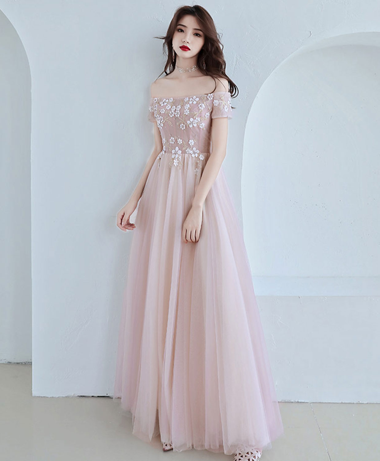 Elegant Pink Tulle Lace Long Prom Dress for Women - Romantic Ball Gown for Bridesmaids, Formal Dances & Special Occasions