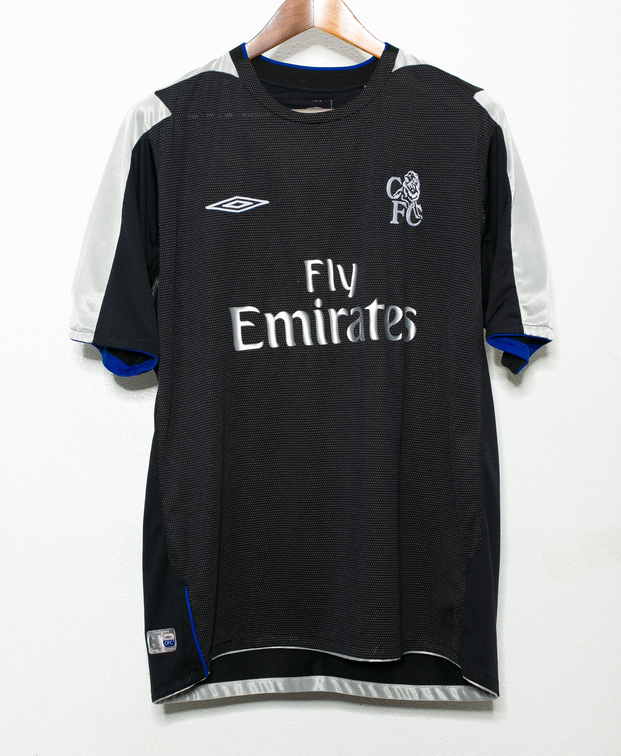 2004-2005 Chelsea FC Didier Drogba Away Jersey XL - Authentic Football Shirt for Fans & Collectors - Perfect for Matches, Gifts & Memorabilia Display