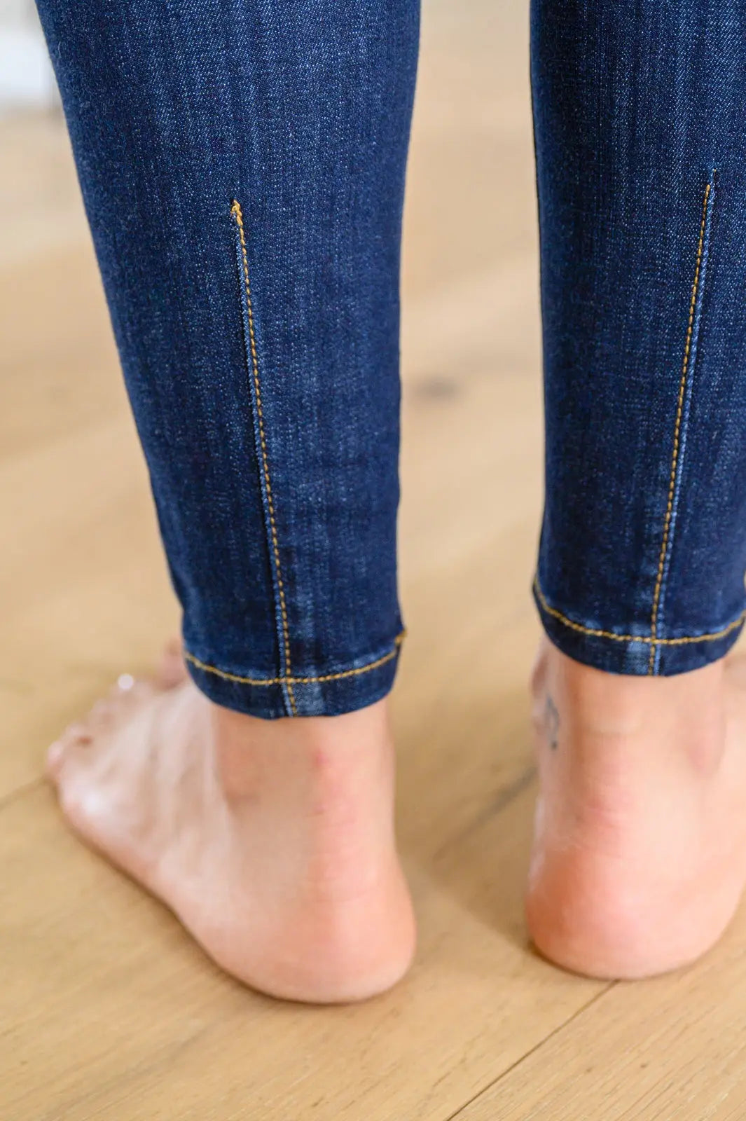 Georgia Back Yoke Skinny Jeans for Women - Stretch Denim Pants with Phone Pocket - Perfect for Casual Outfits & Everyday Wear