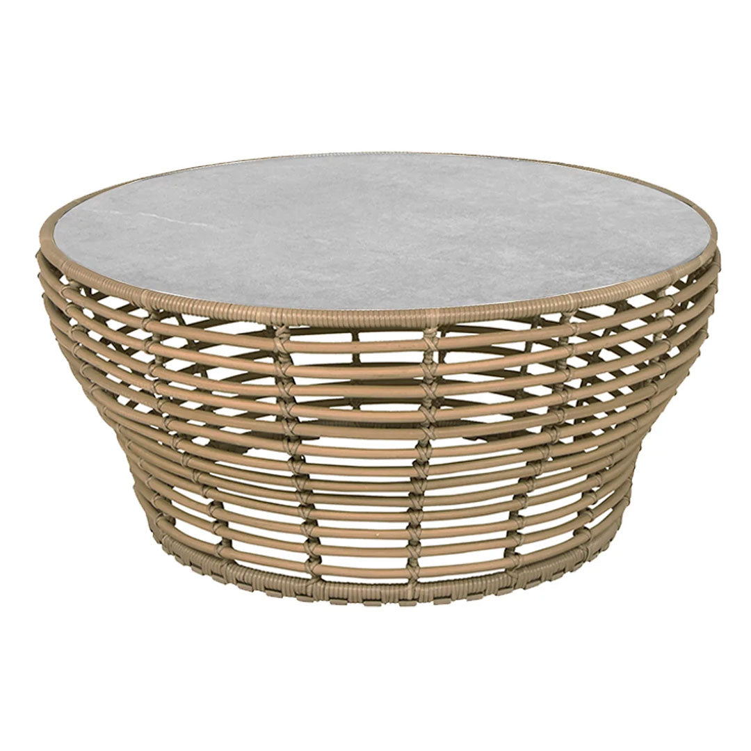 Outdoor Wicker Coffee Table - Large Rattan Patio Furniture for Garden, Porch, Poolside & Backyard Relaxation
