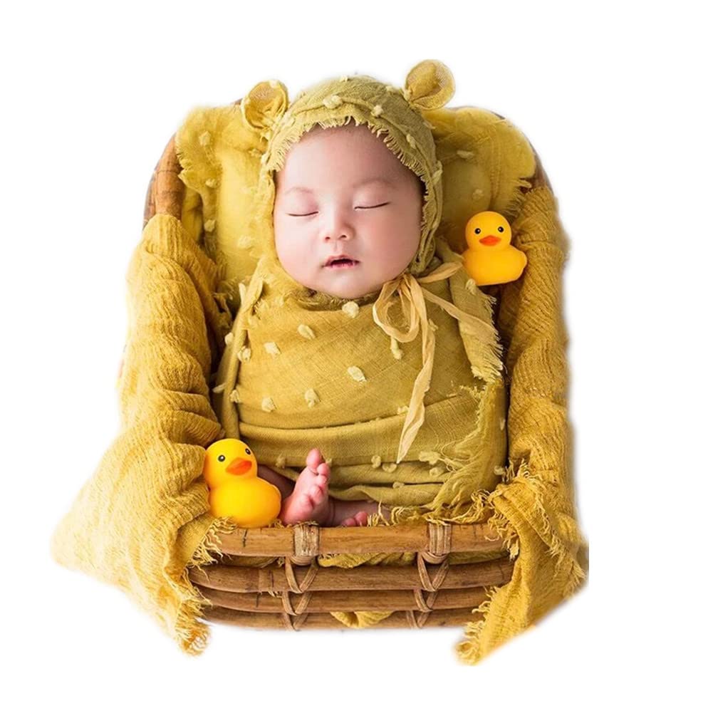 Vintage Bear Bonnet Hat & Wrap Blanket Newborn Photography Props Set - Baby Photo Outfit for Boys & Girls - Perfect for First Photos, Christening & Milestone Pictures