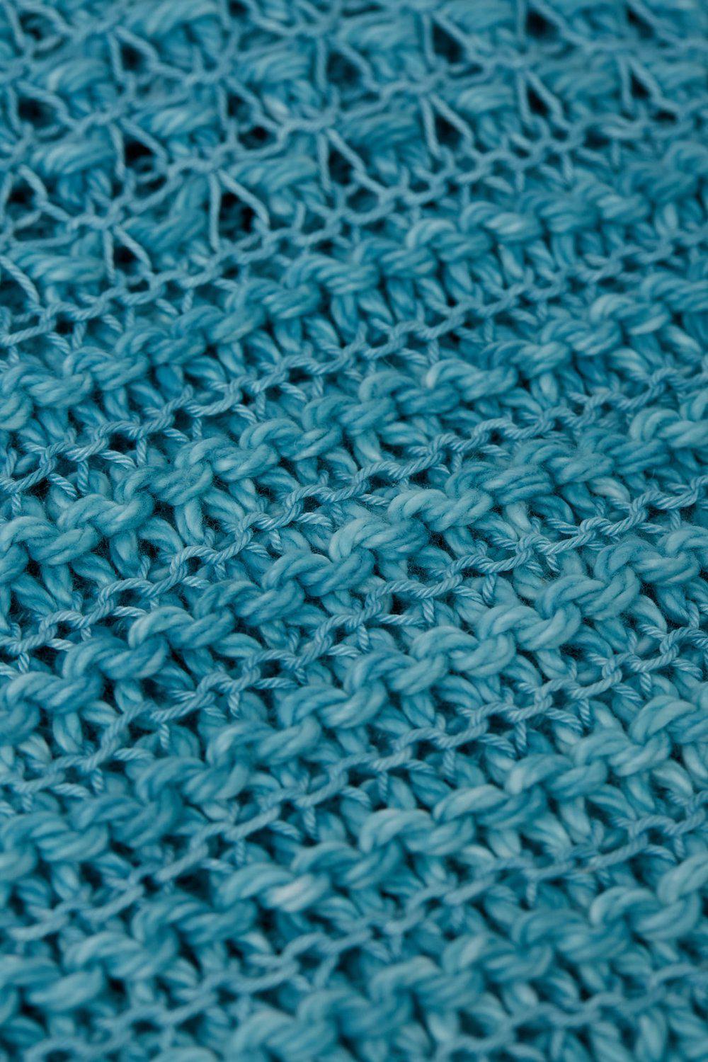 Kumru Shawl Pattern - Elegant Handmade Crochet Shawl for Women, Perfect for Weddings, Parties & Special Occasions