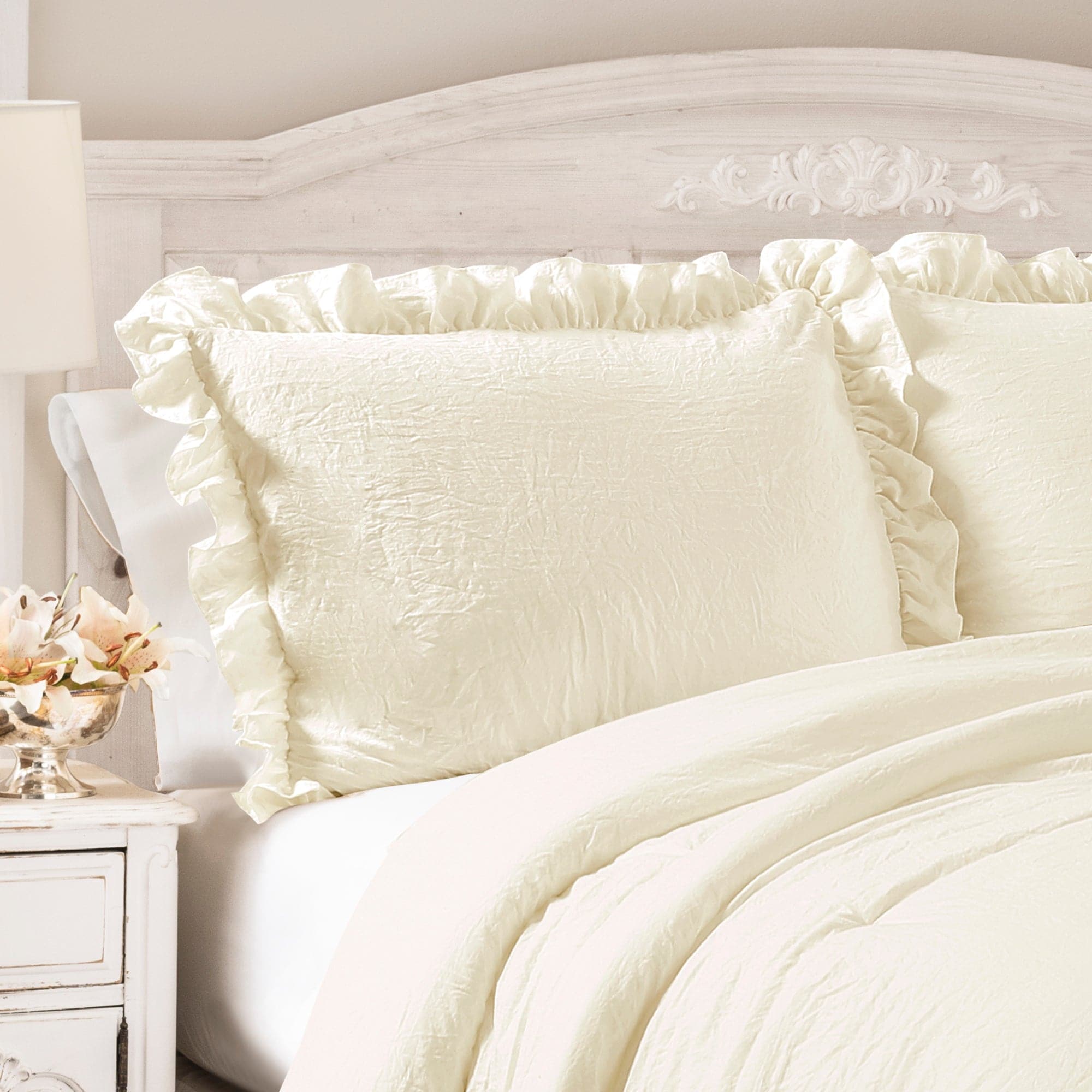 Reyna 3-Piece Comforter Set - Queen Size Bedding with Soft Microfiber - Perfect for Master Bedroom, Guest Room & Dorm Decor