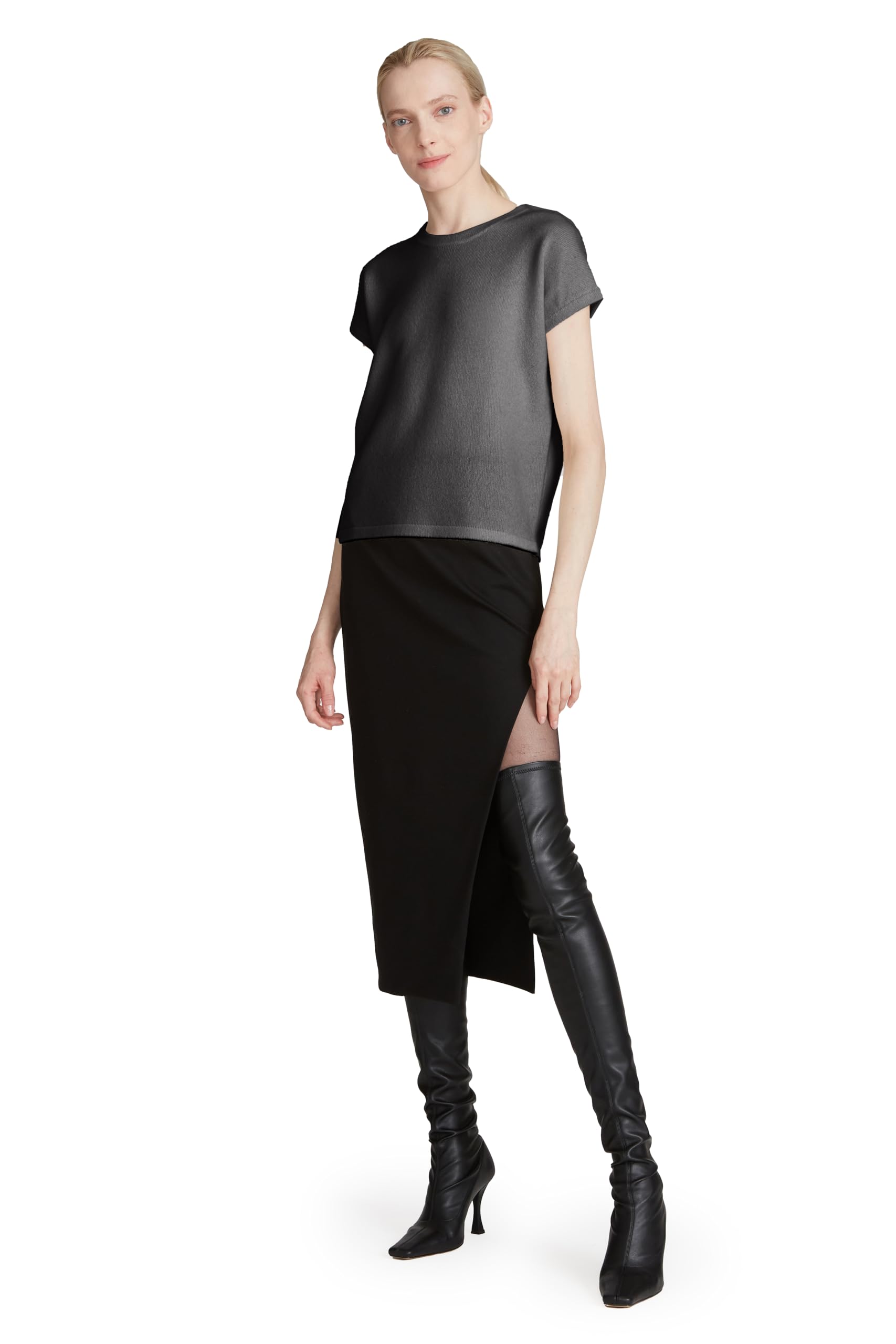 HALSTON Women's Crewneck T-Shirt - Soft Merino Wool & Cashmere Blend Sweater for Casual Wear & Layering