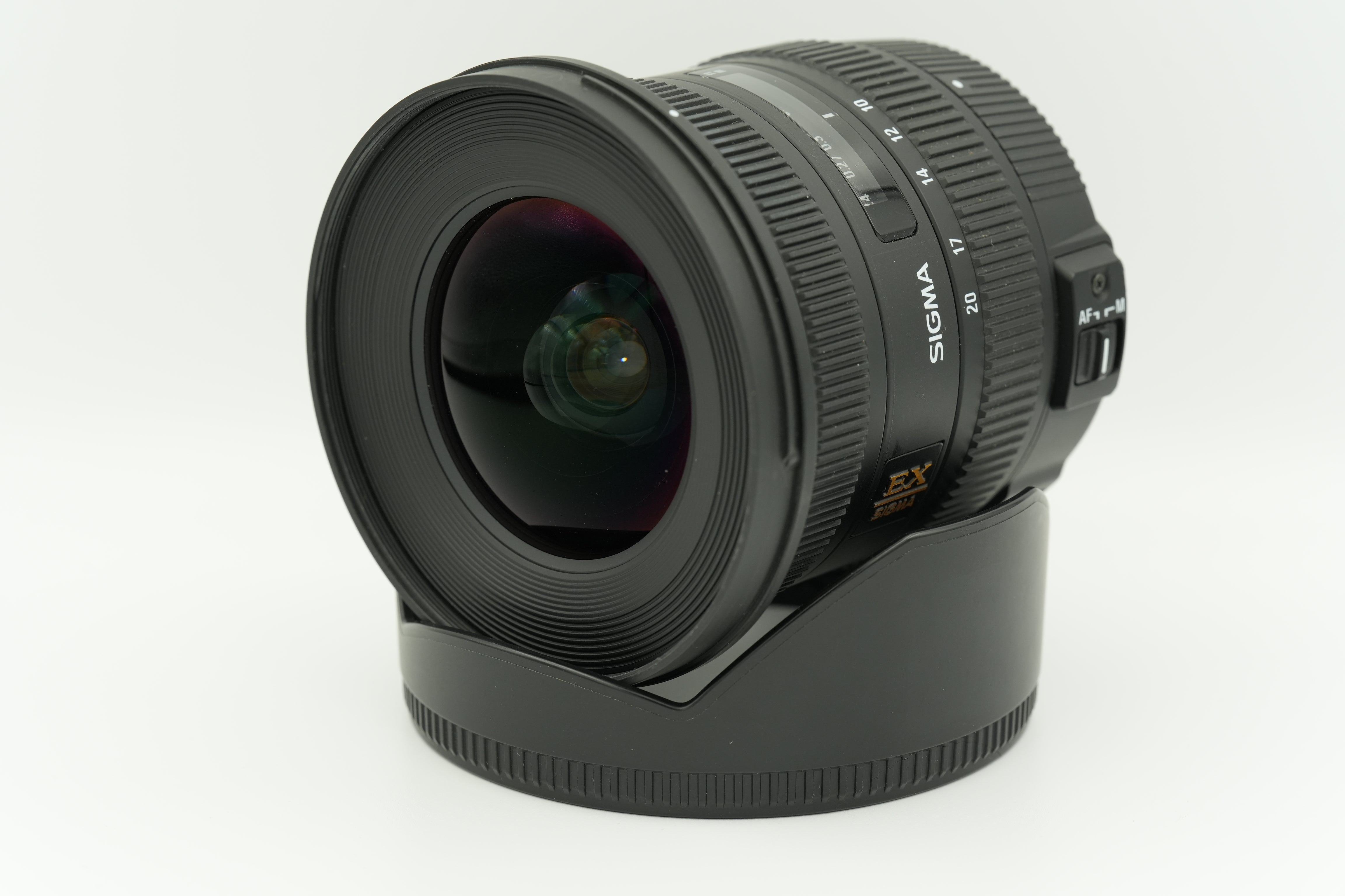 Used Sigma 10-20mm f/3.5 EX DC HSM Wide Angle Lens for Nikon DSLR Cameras - Perfect for Landscape, Architecture & Interior Photography
