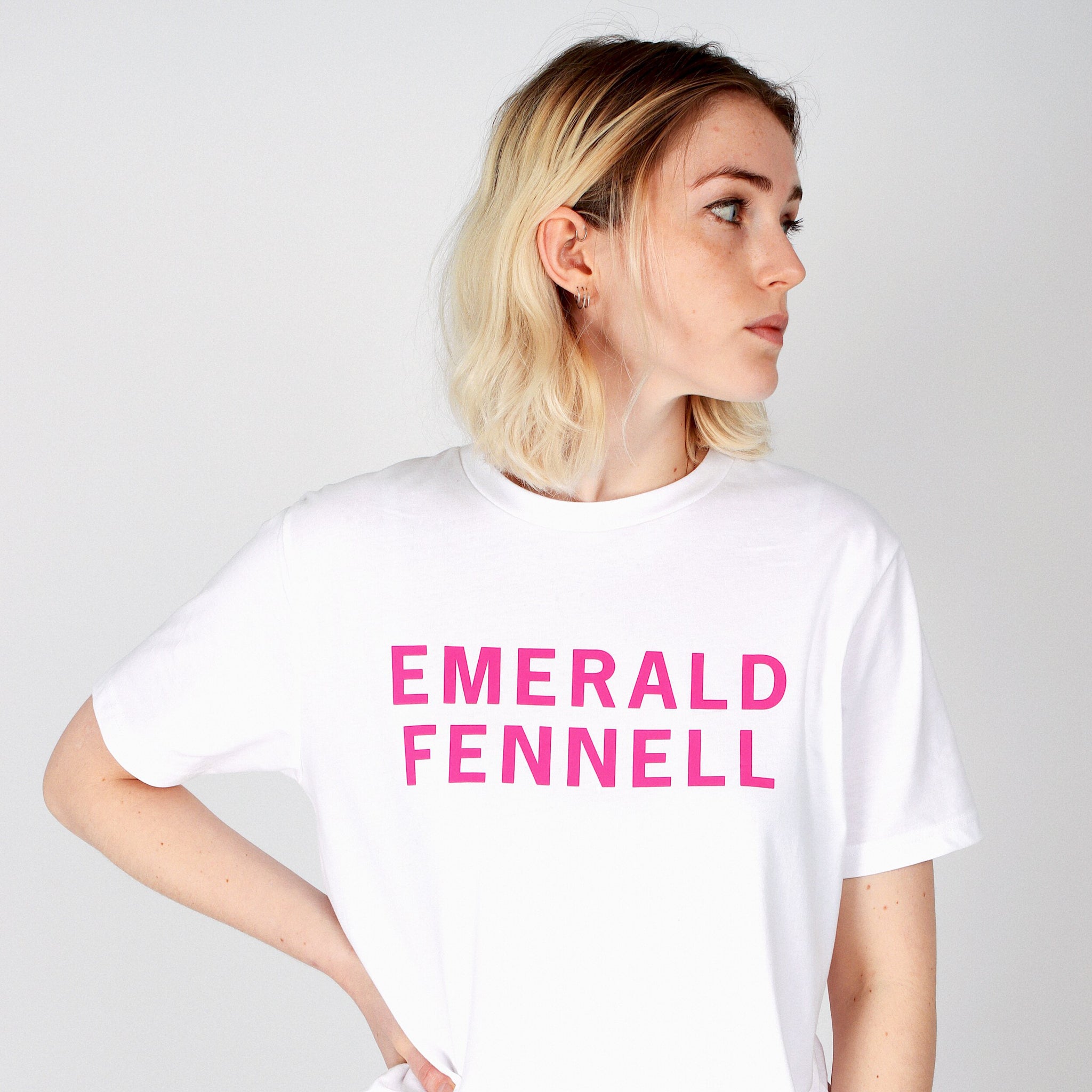 Emerald Fennell Graphic Tee for Girls - Limited Edition XXL - Trendy Movie-Inspired T-Shirt for Casual Wear & Pop Culture Fans