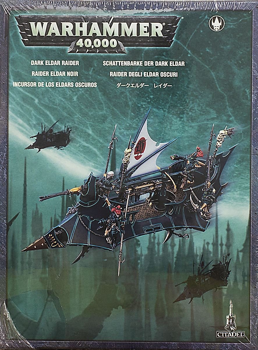 Games Workshop Dark Eldar Raider Tabletop Miniature - Warhammer 40K Drukhari Vehicle Model Kit for Wargaming & Collection (Perfect for Battlefield Scenes & Display)
