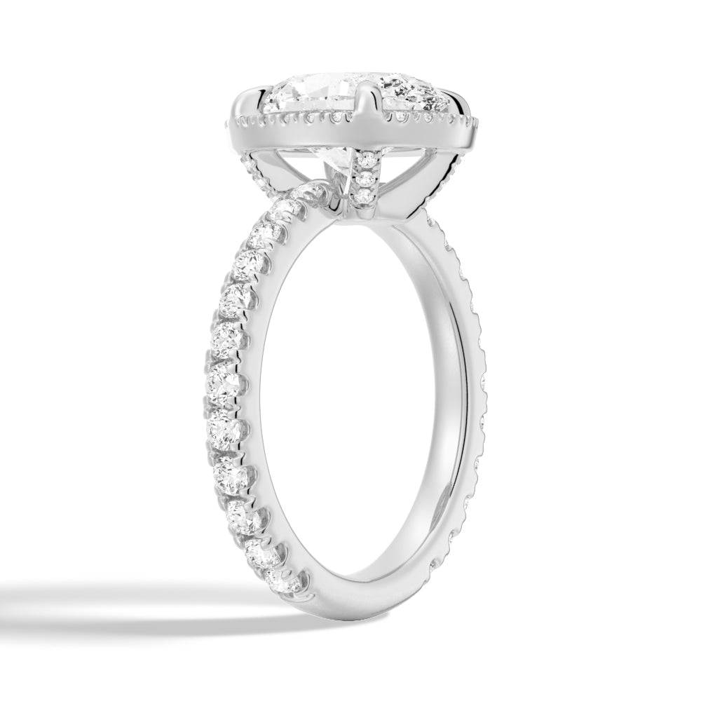 Stunning Half Eternity Oval Cut Moissanite Halo Engagement Ring - Perfect for Proposals, Weddings & Anniversary Gifts