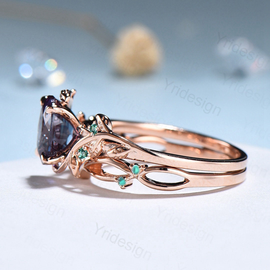 Natural Alexandrite Ring Set with Leaf Design | Emerald Green Color Changing Engagement & Wedding Ring for Women | Perfect for Bridal, Anniversary, and Special Occasions