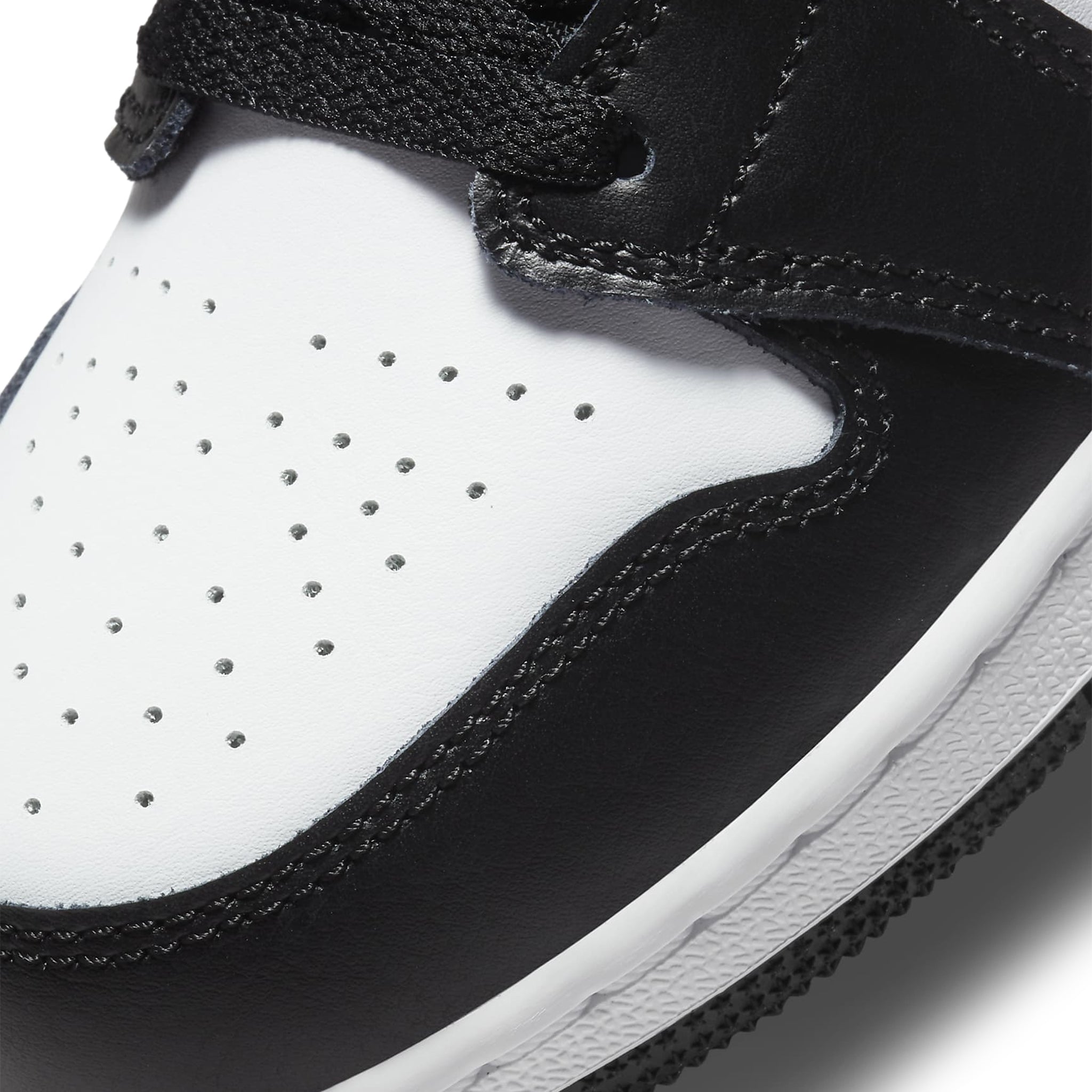 Air Jordan 1 Mid Racer Blue 2.0 GS Basketball Shoes for Girls - Lightweight Cushioned Sneakers for Running, Training & Street Style Fashion
