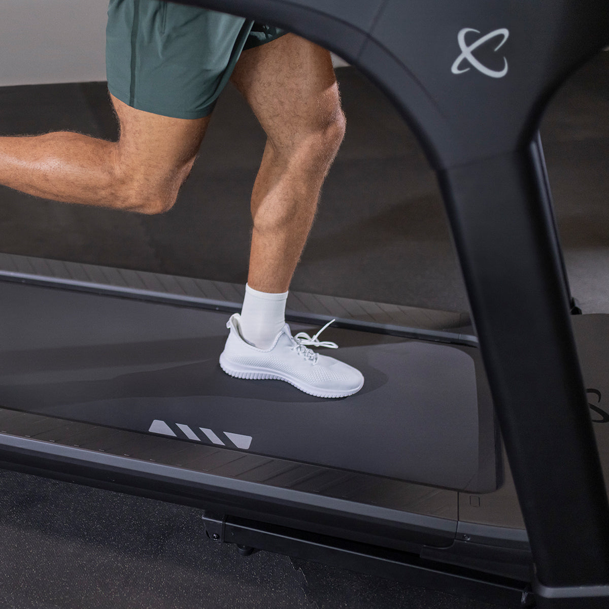 Inspire T4S Treadmill with 10