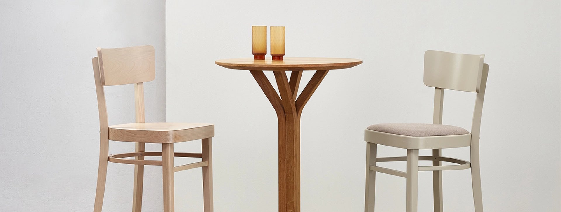 Premium Ton Bentwood Stool - Modern Wooden Bar Stool for Kitchen, Dining & Cafe | Ergonomic Design for Home & Commercial Use