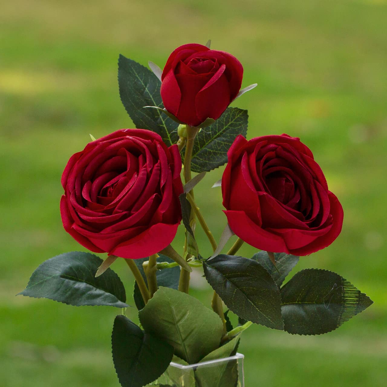 ENOVA FLORAL Artificial Silk Rose Flowers in Square Vase - Red Faux Roses Arrangement with Fake Water for Home, Wedding, Office Table Decor - Perfect for Centerpieces, Dining Tables & Event Decorations